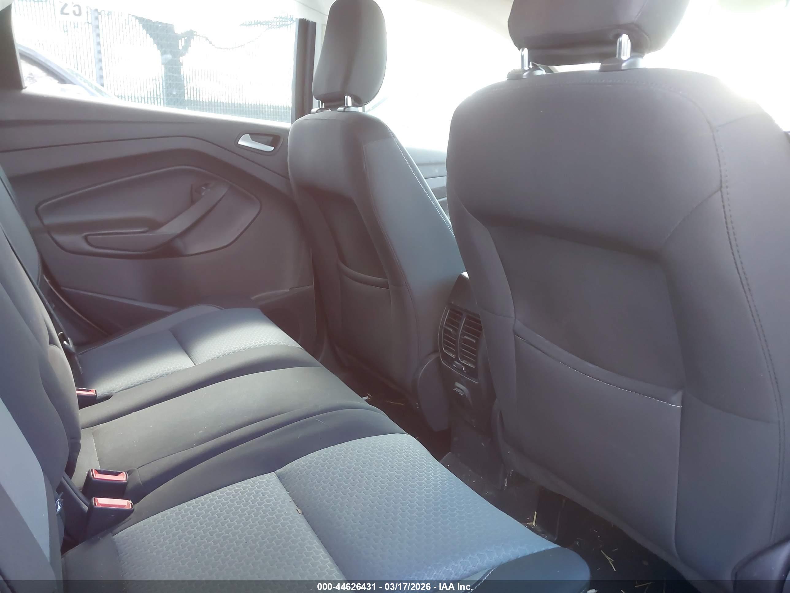FORD ESCAPE image 8