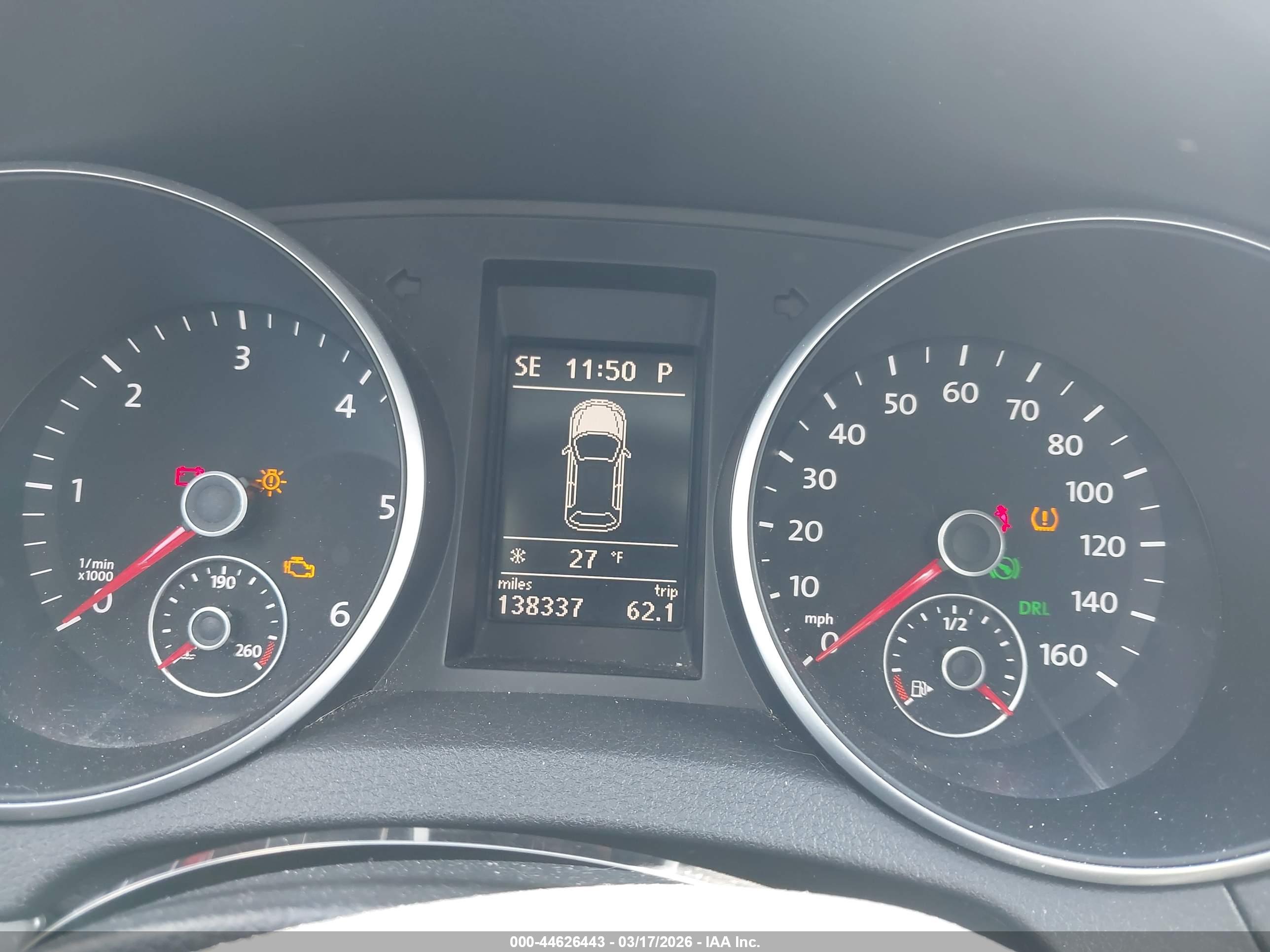 VOLKSWAGEN GOLF image 7
