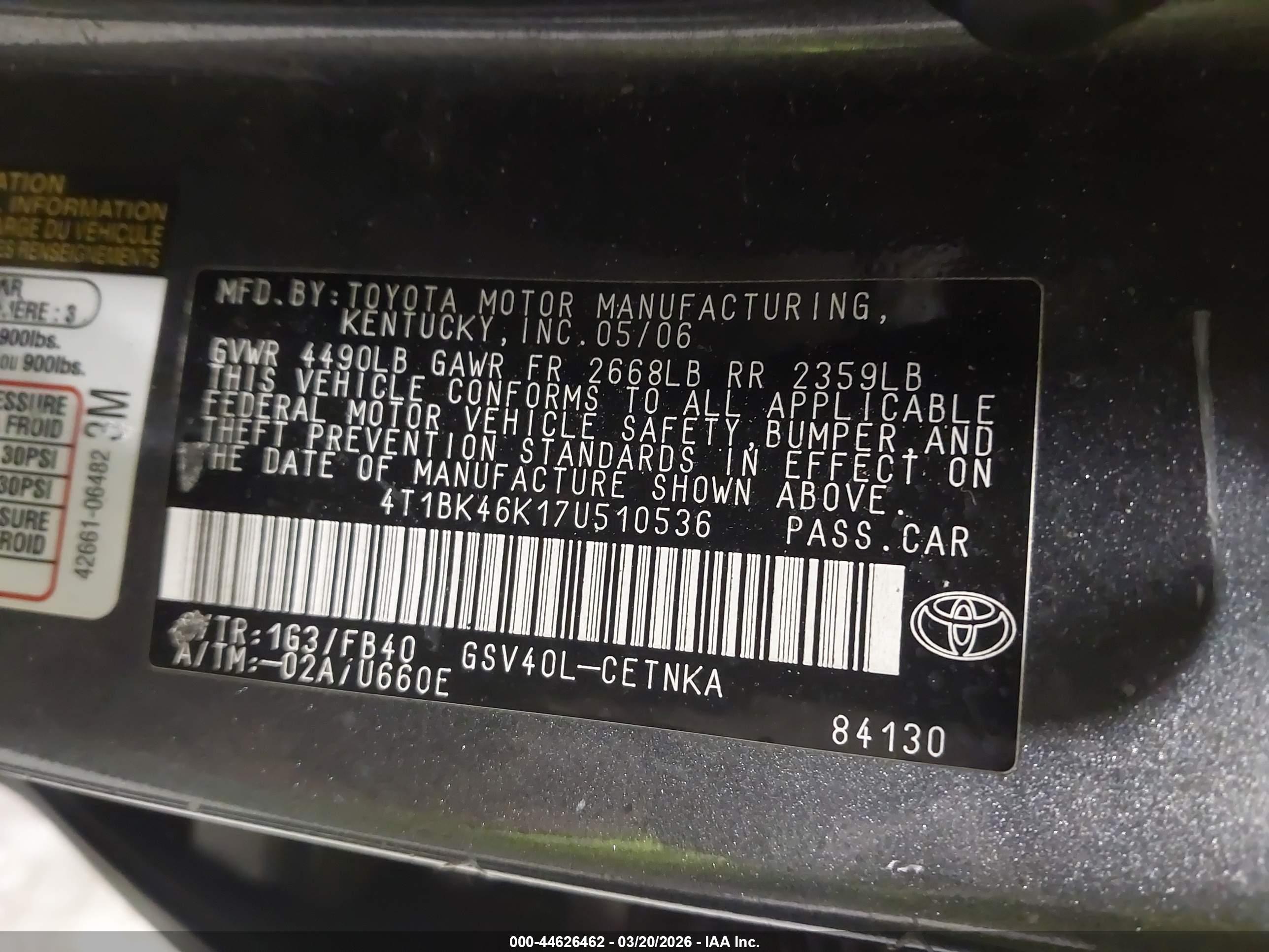 TOYOTA CAMRY image 9