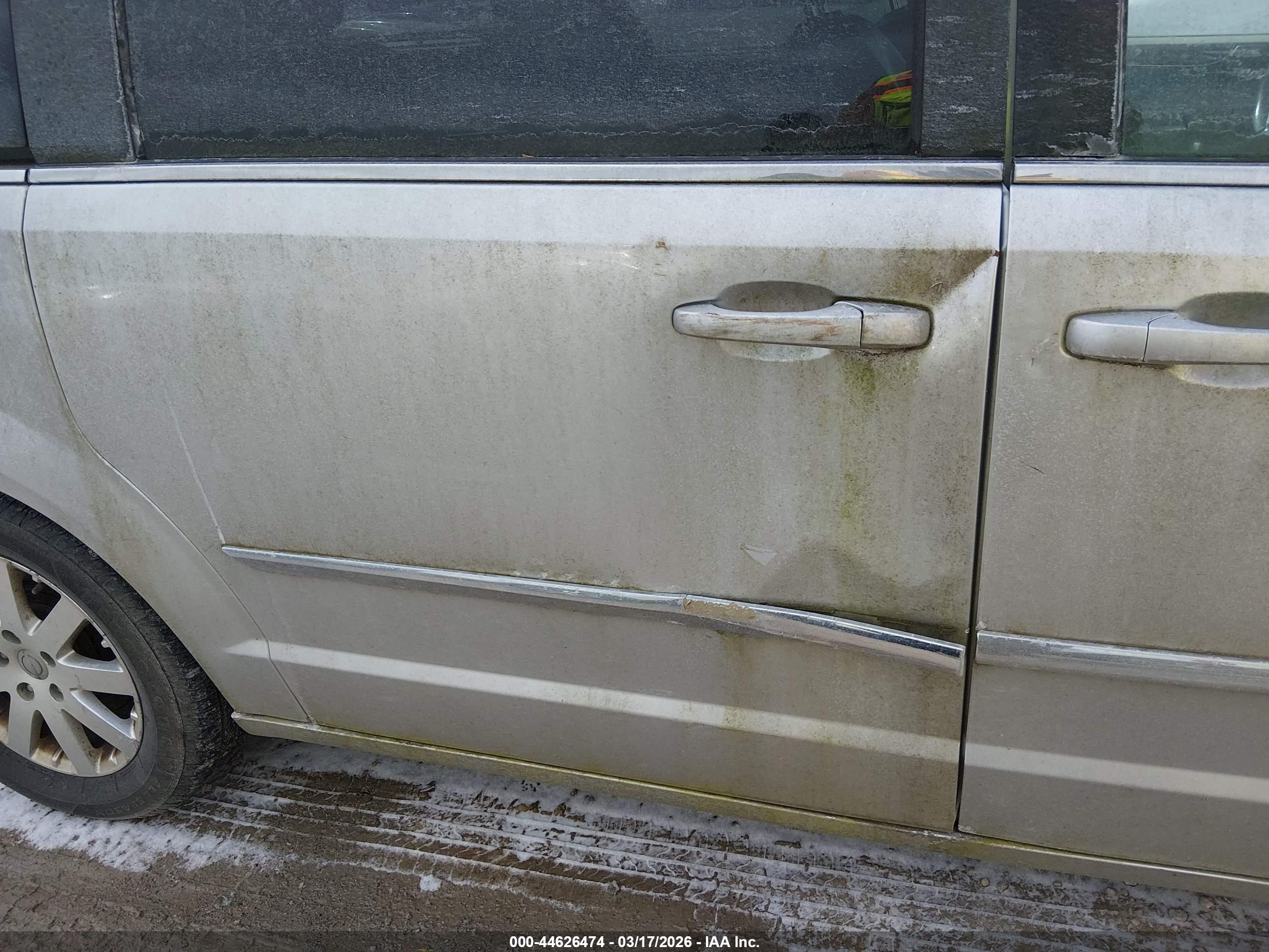 CHRYSLER TOWN image 6