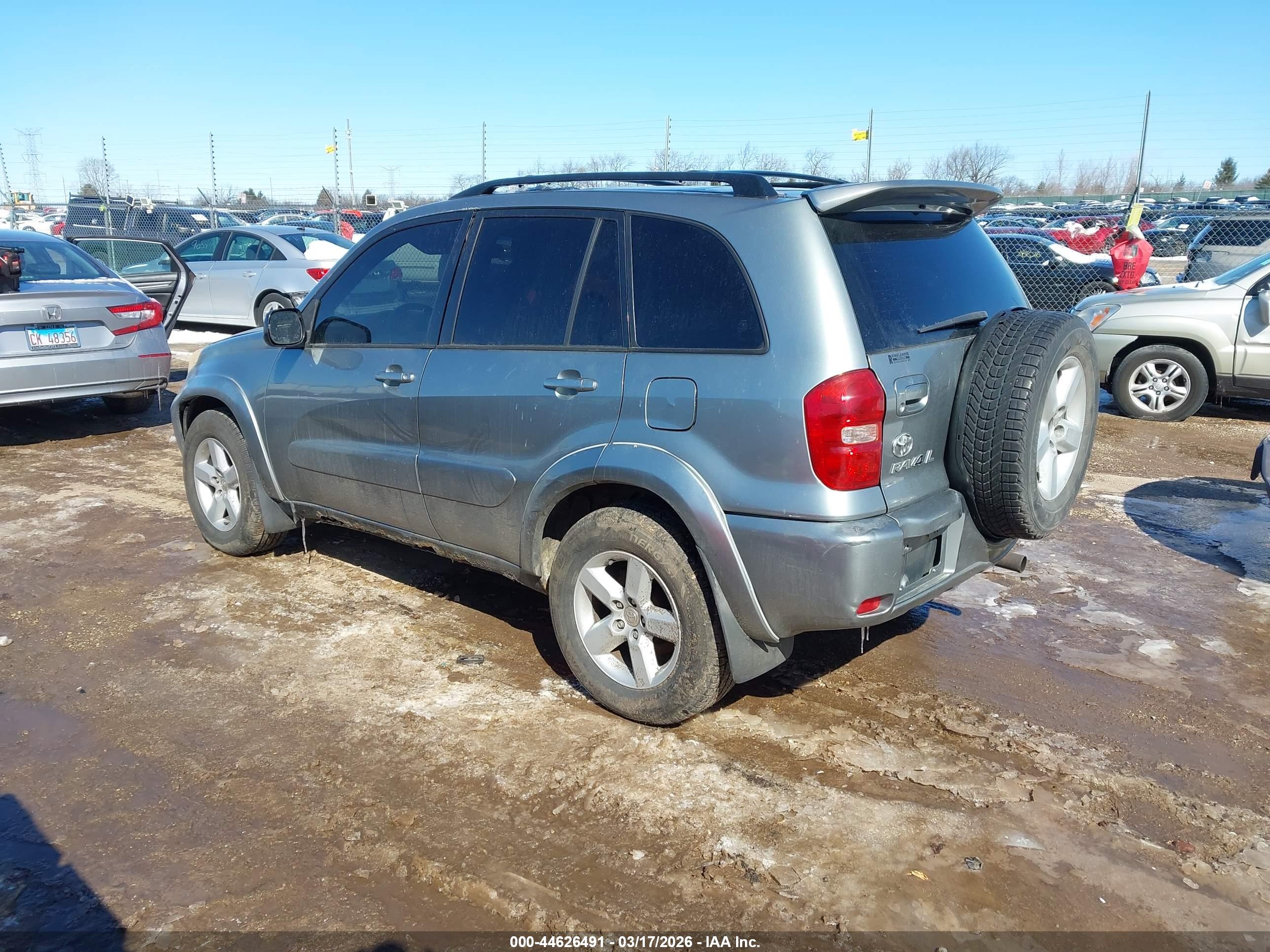 TOYOTA RAV4 image 3