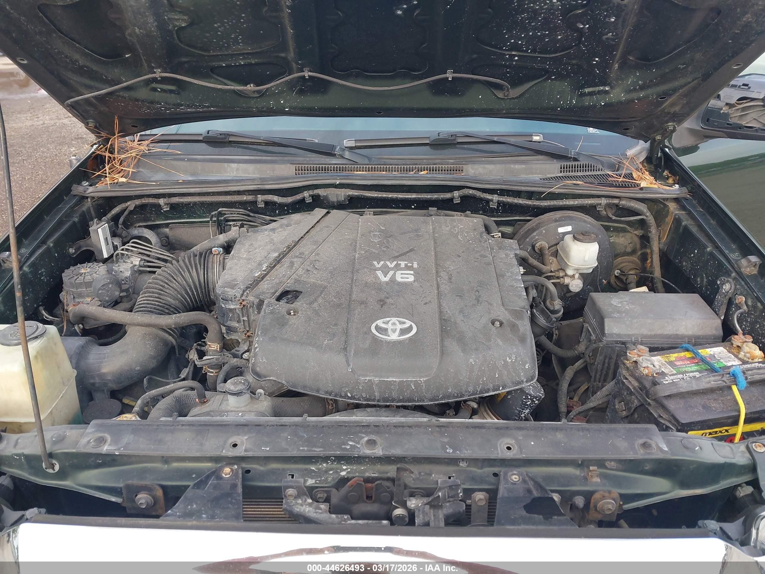 TOYOTA TACOMA image 10