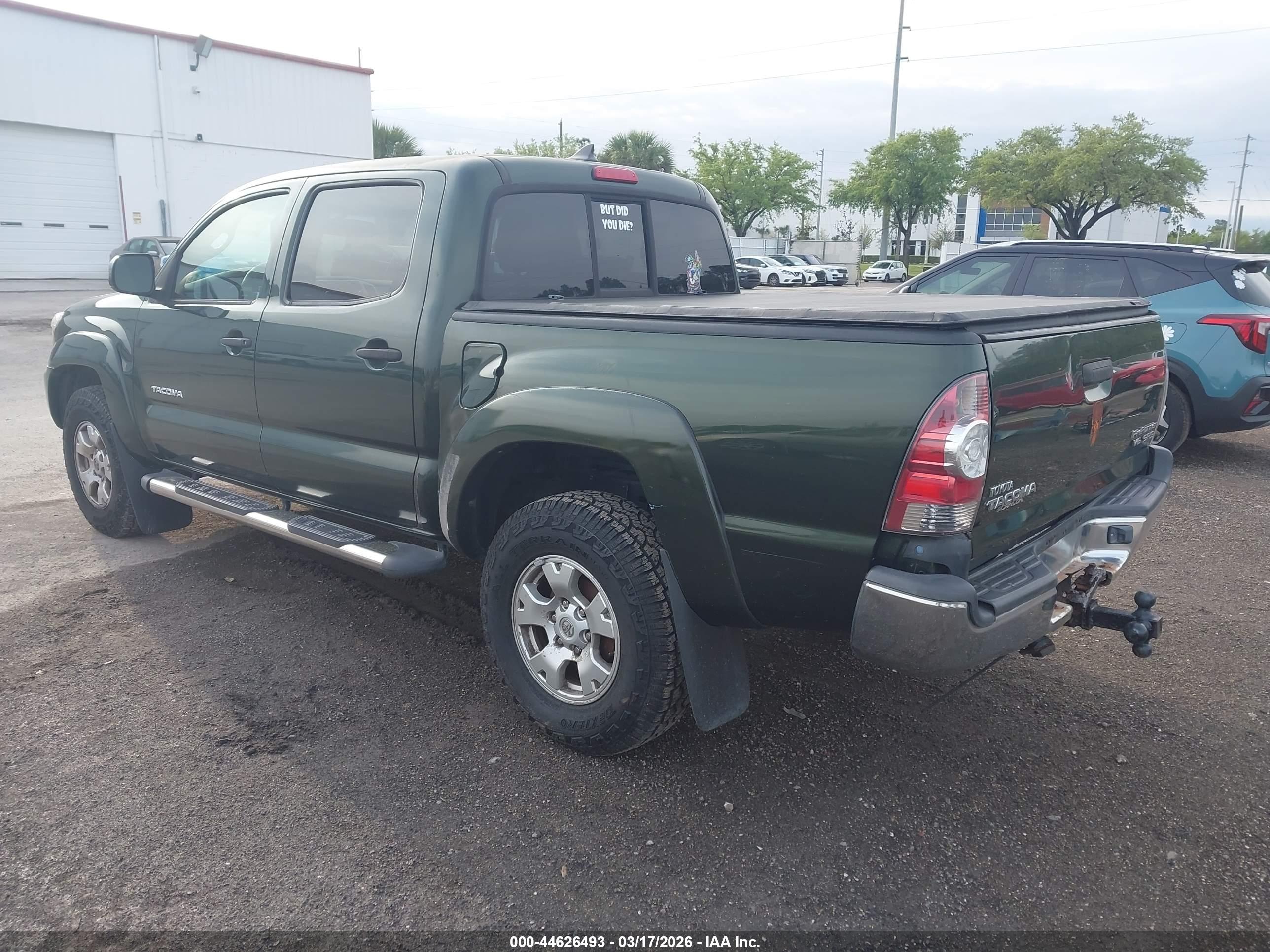 TOYOTA TACOMA image 3
