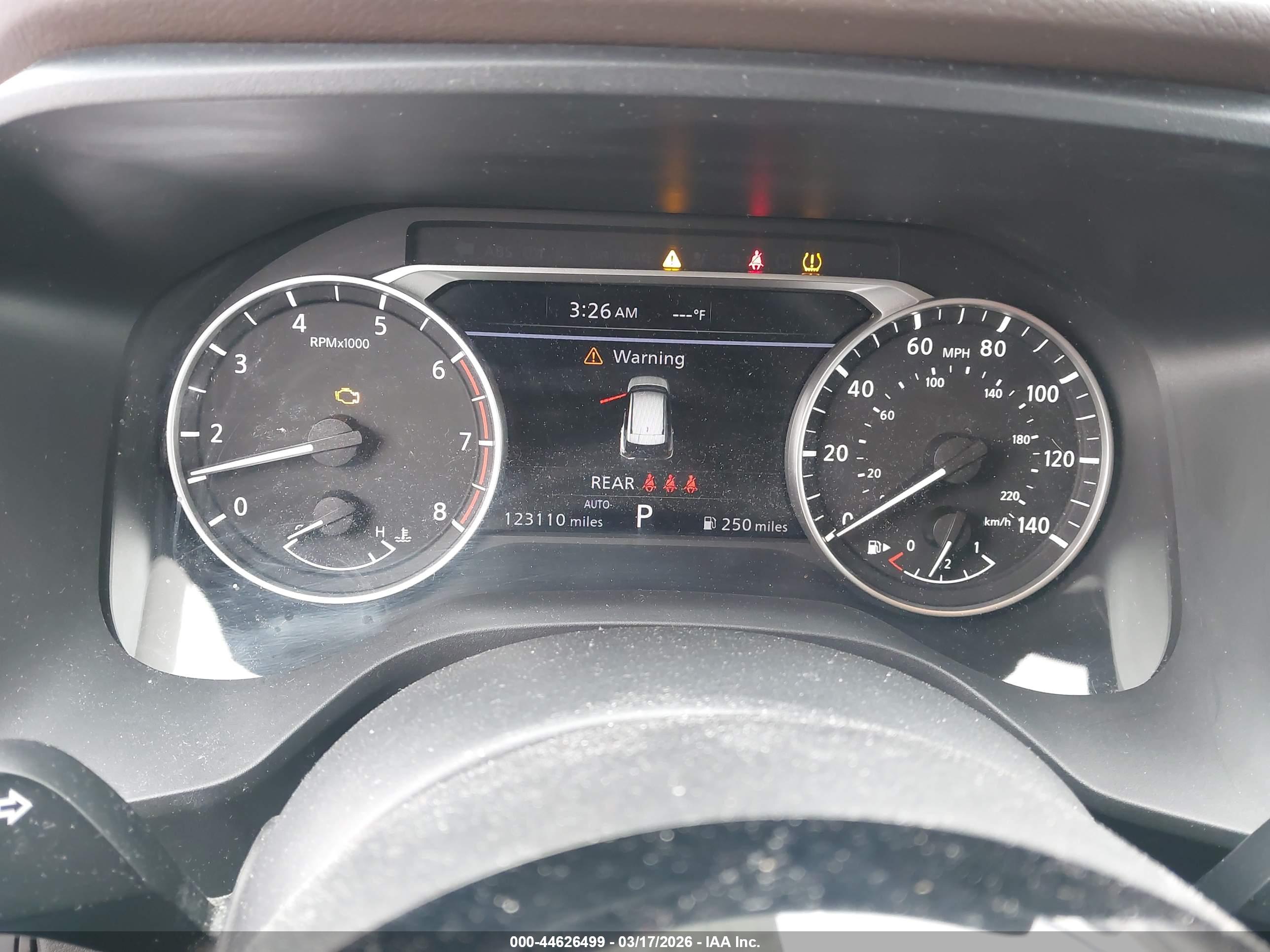 NISSAN ROGUE image 7