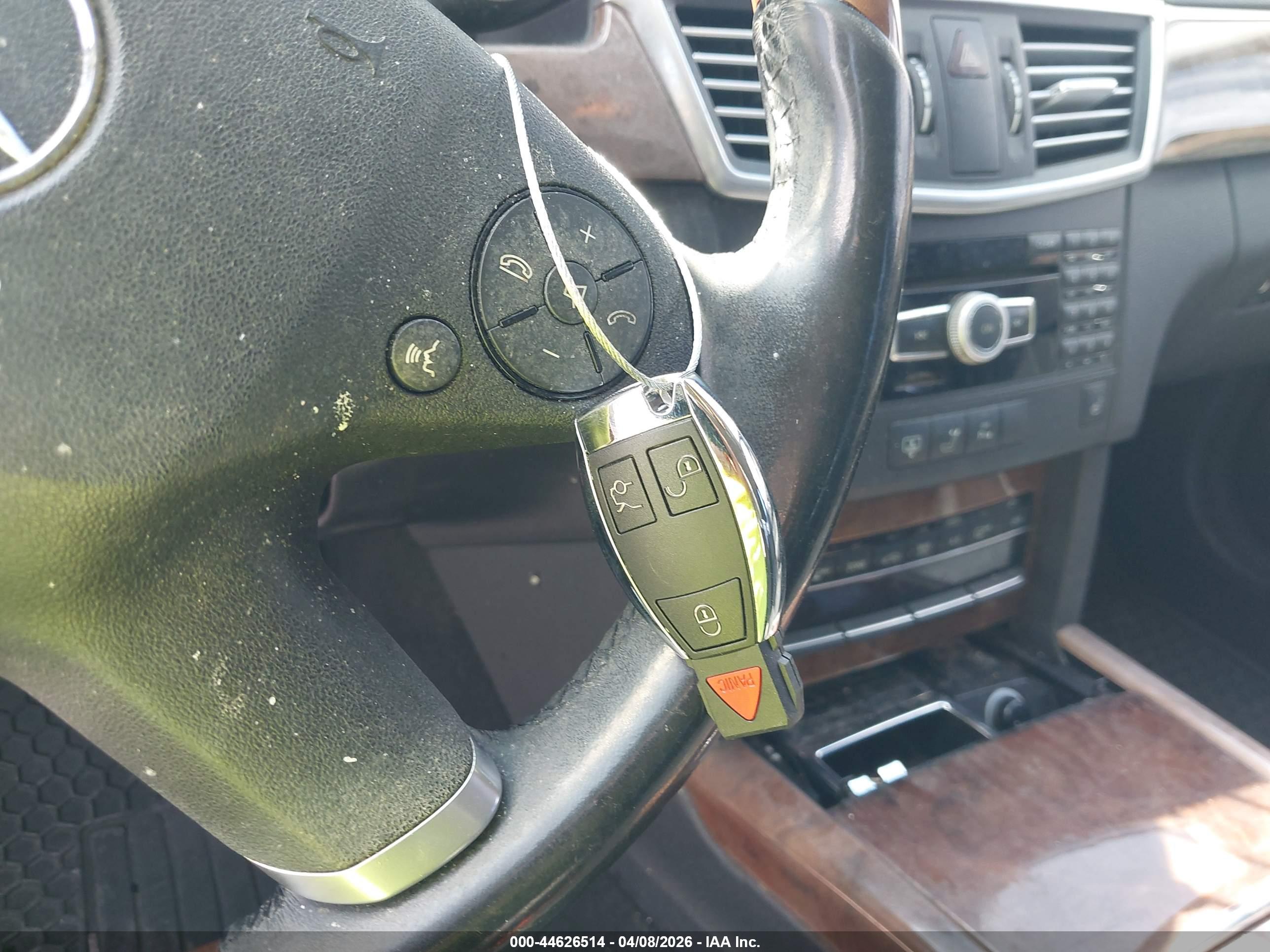 MERCEDES-BENZ E image 11