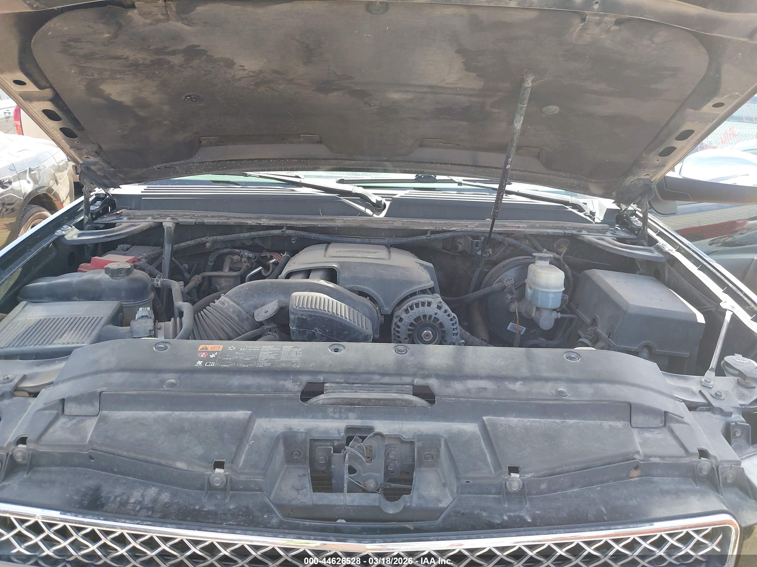 CHEVROLET TAHOE image 10