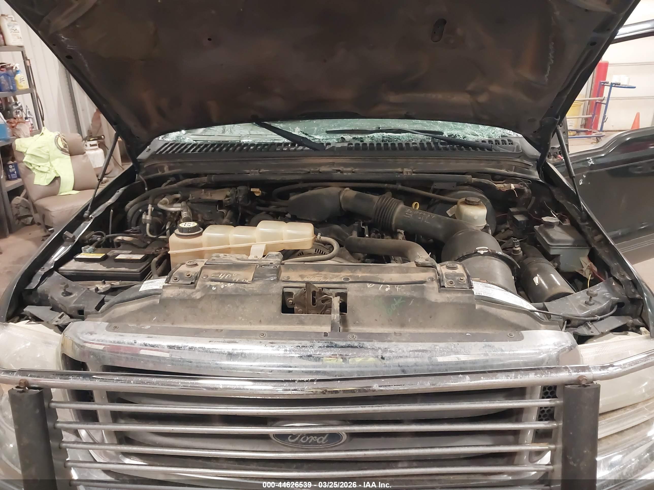 FORD EXCURSION image 10
