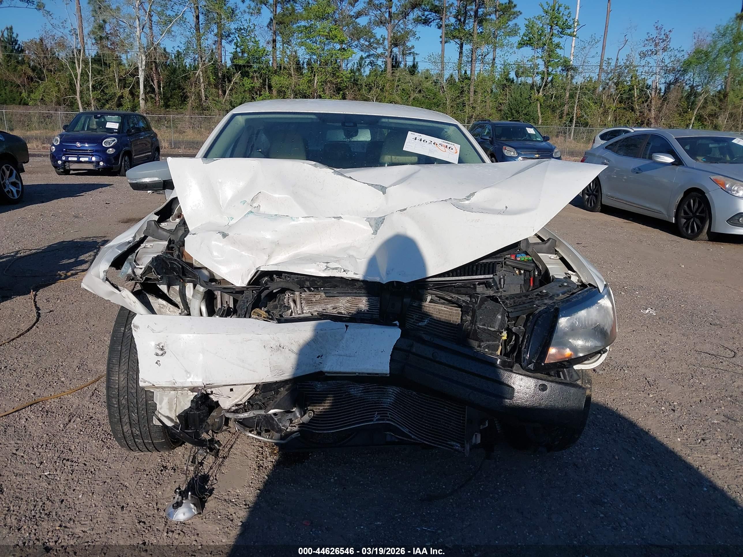VOLKSWAGEN PASSAT image 6