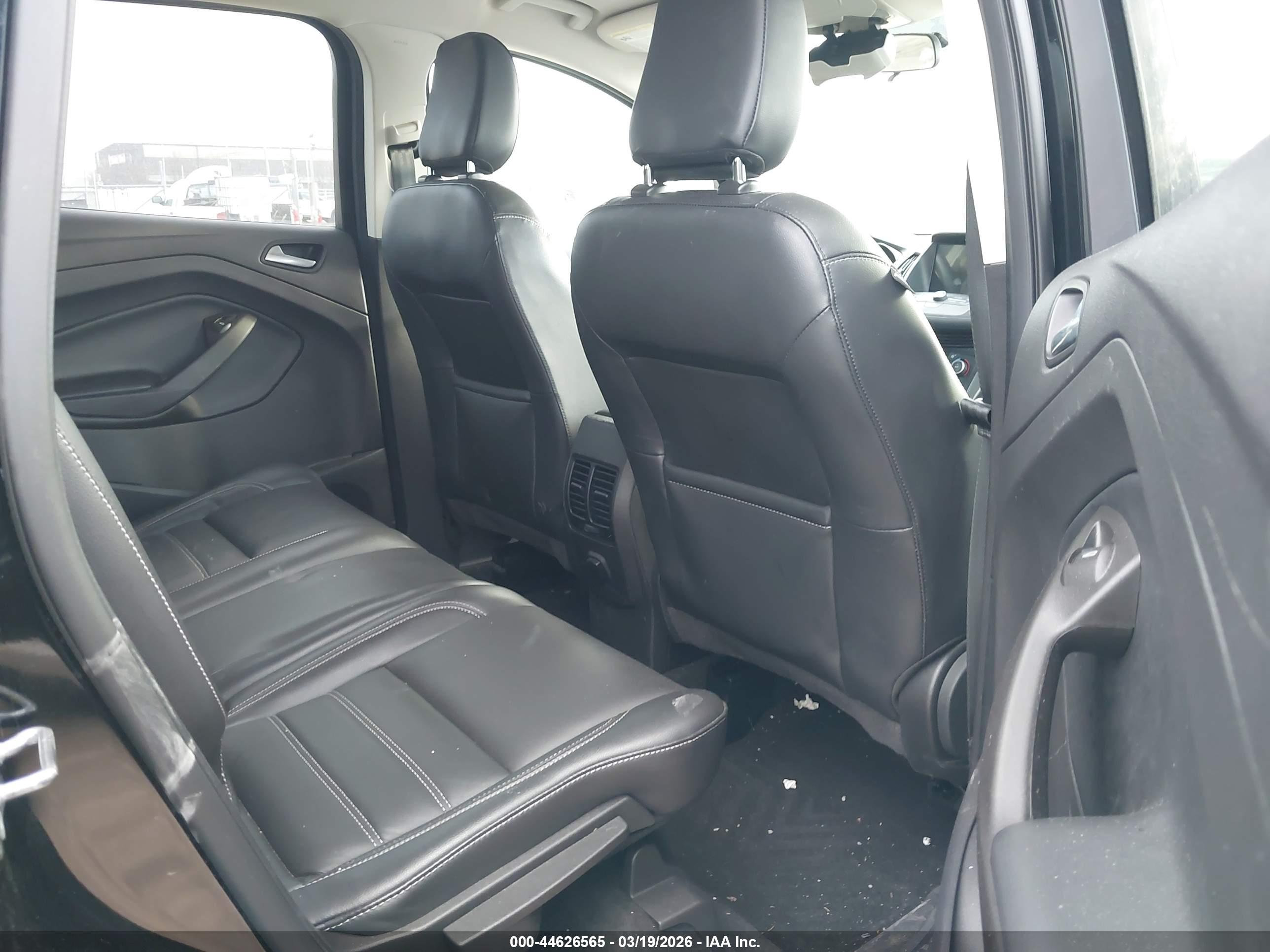 FORD ESCAPE image 8
