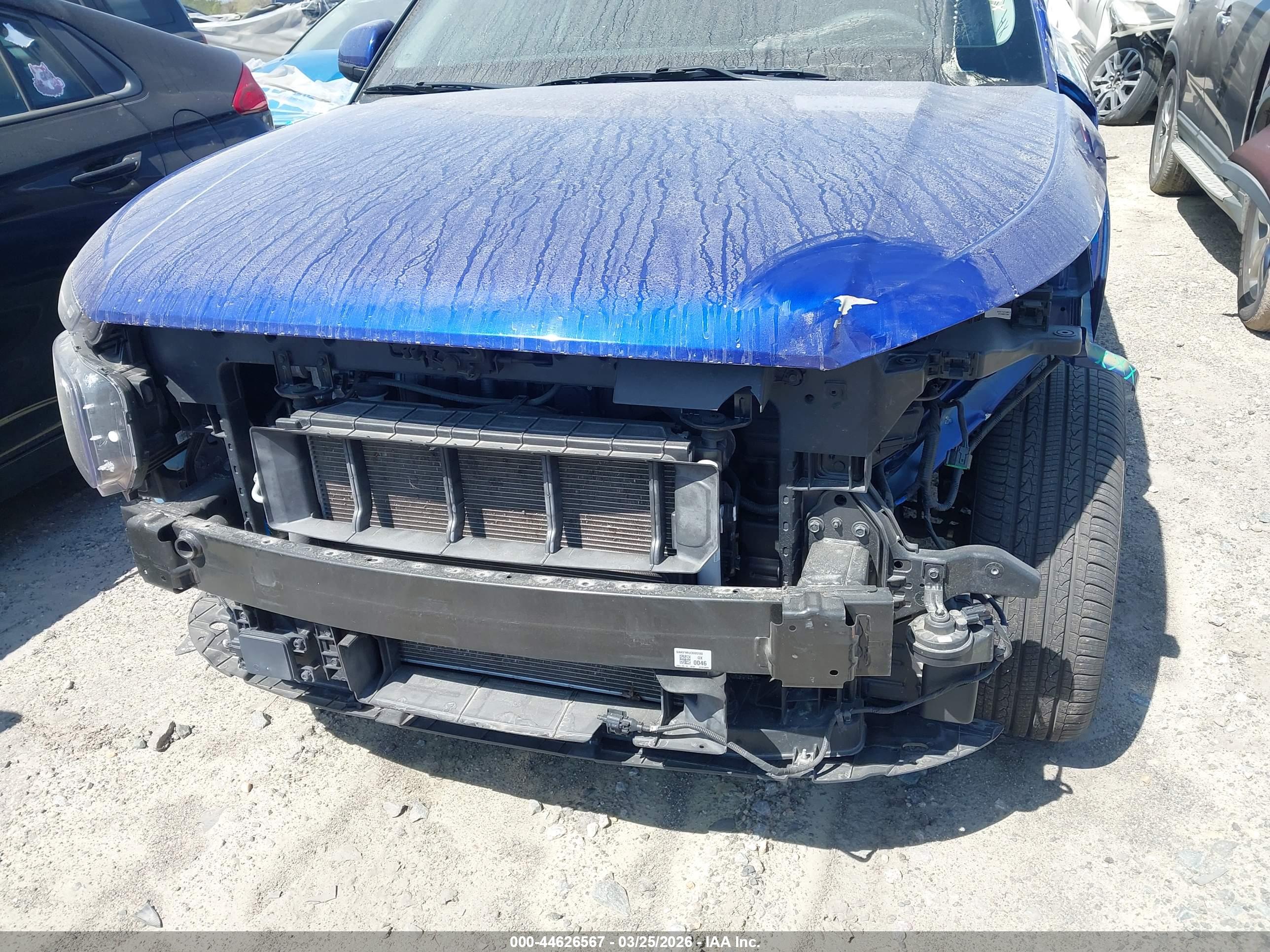 HYUNDAI VENUE image 6
