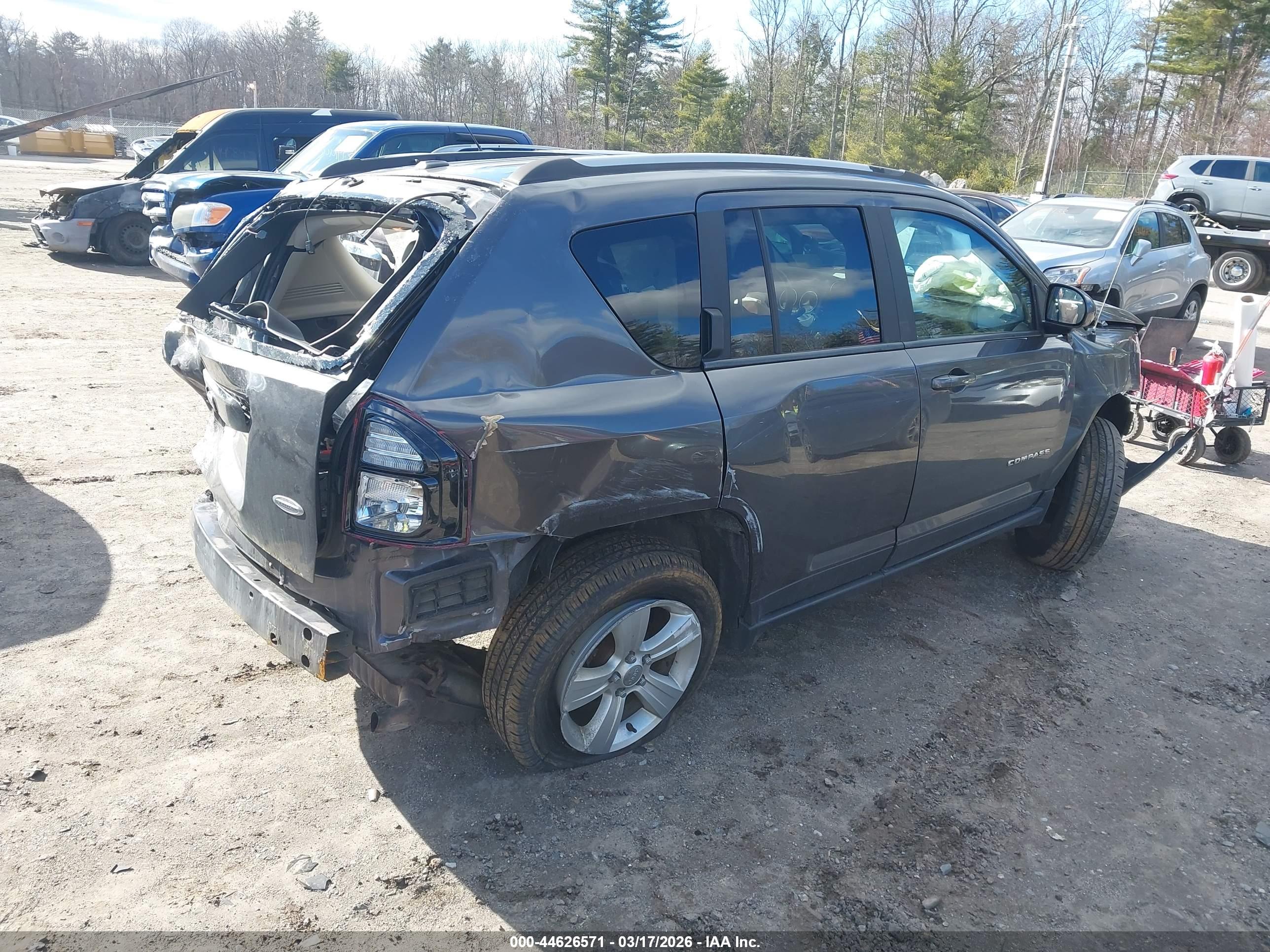 JEEP COMPASS image 4