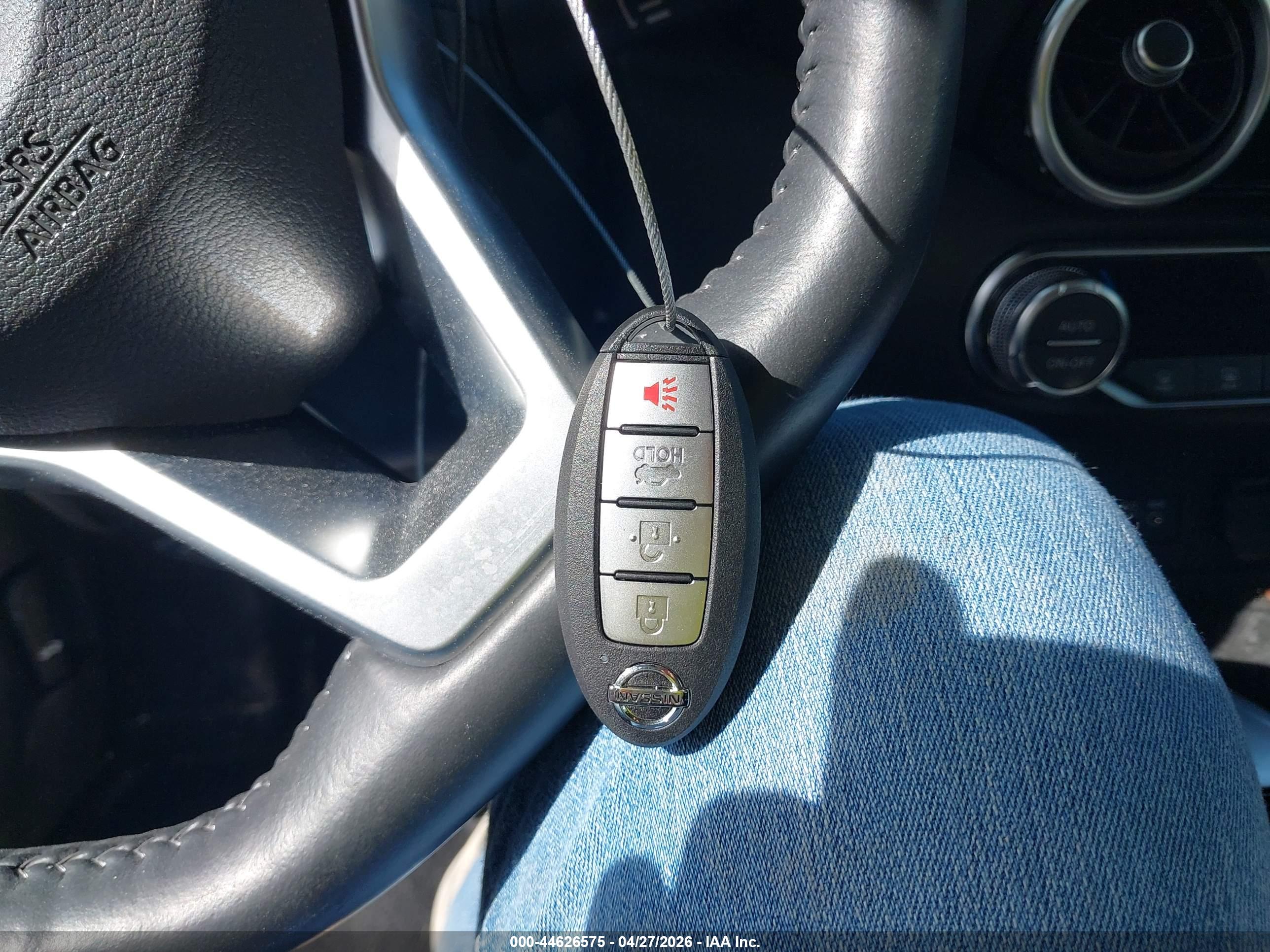 NISSAN SENTRA image 11
