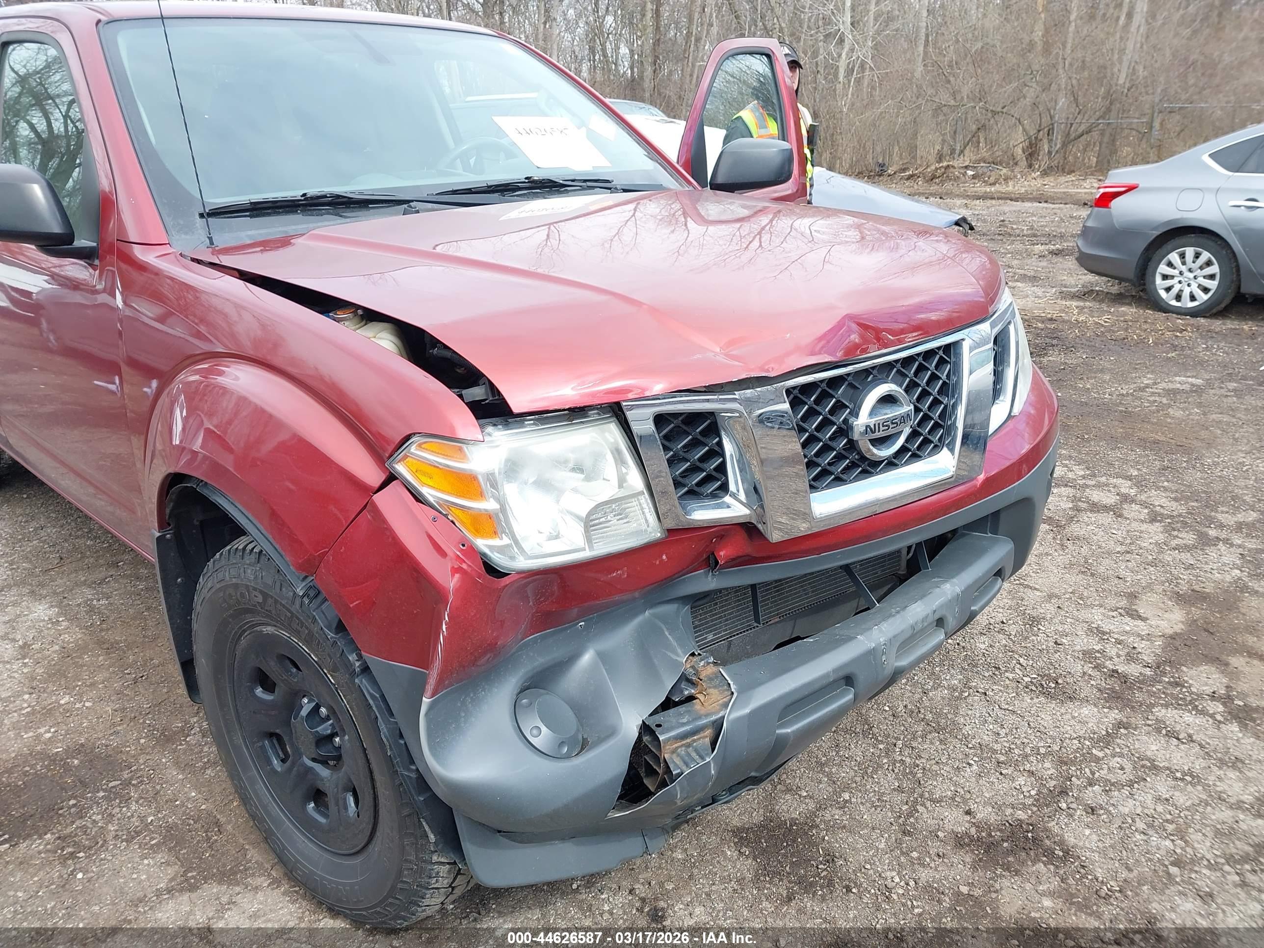 NISSAN FRONTIER image 6