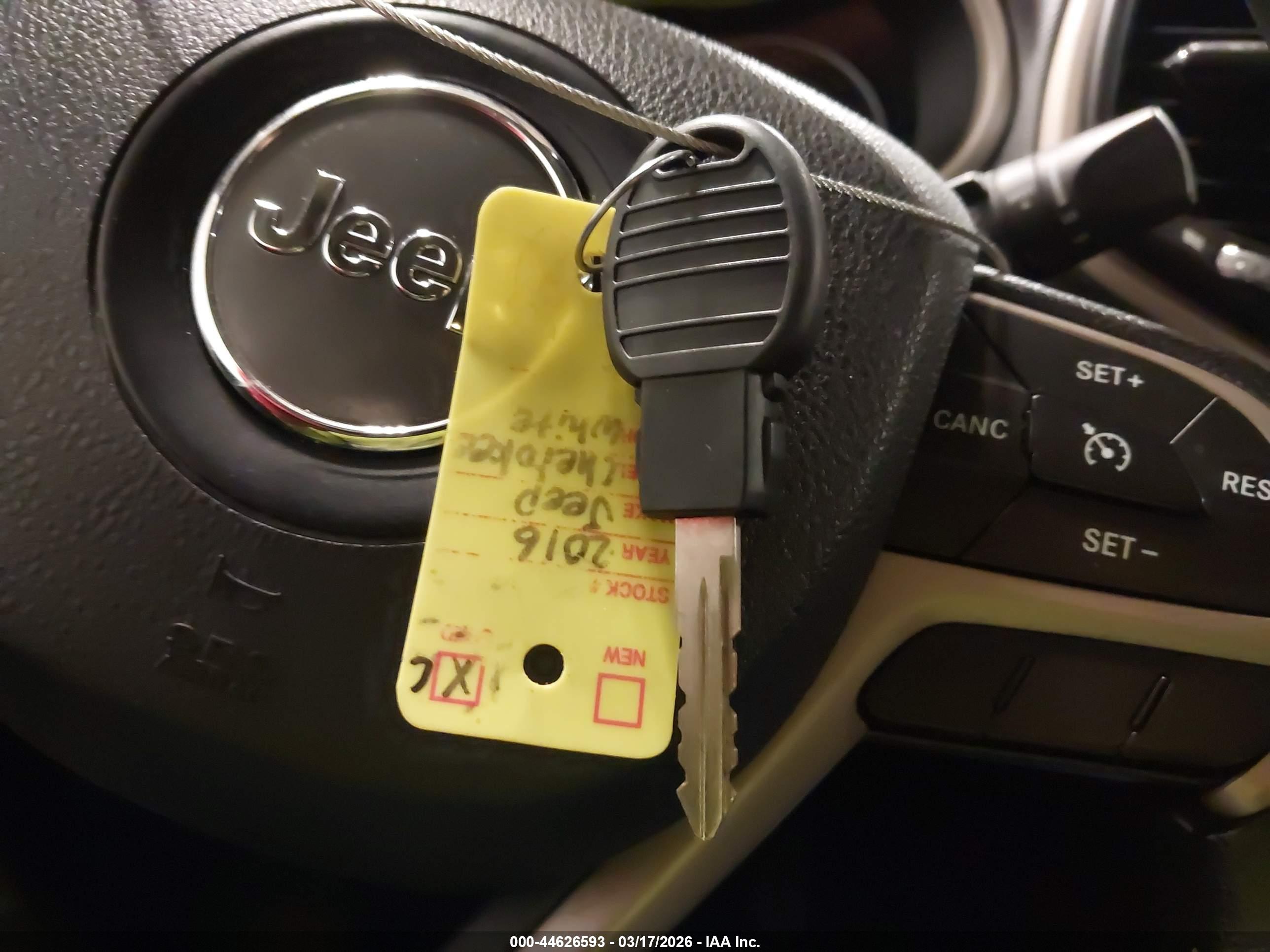 JEEP CHEROKEE image 11