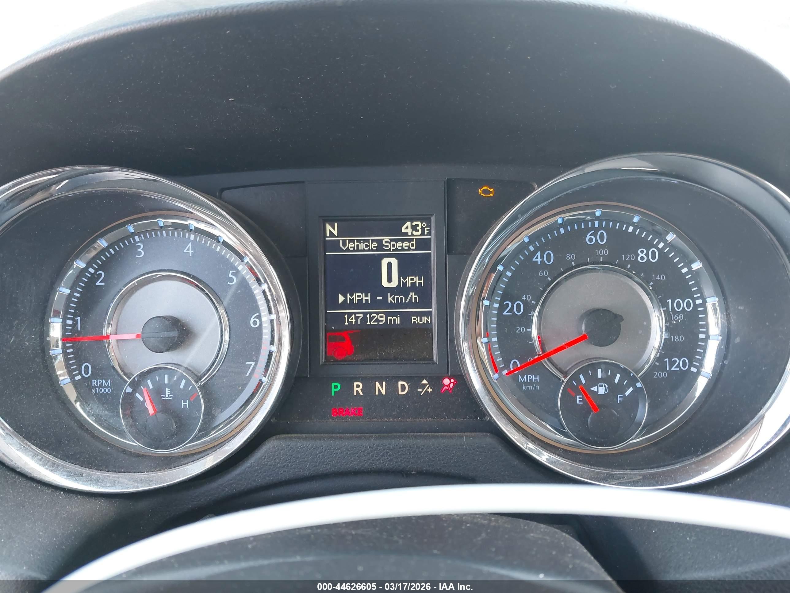 CHRYSLER TOWN image 7
