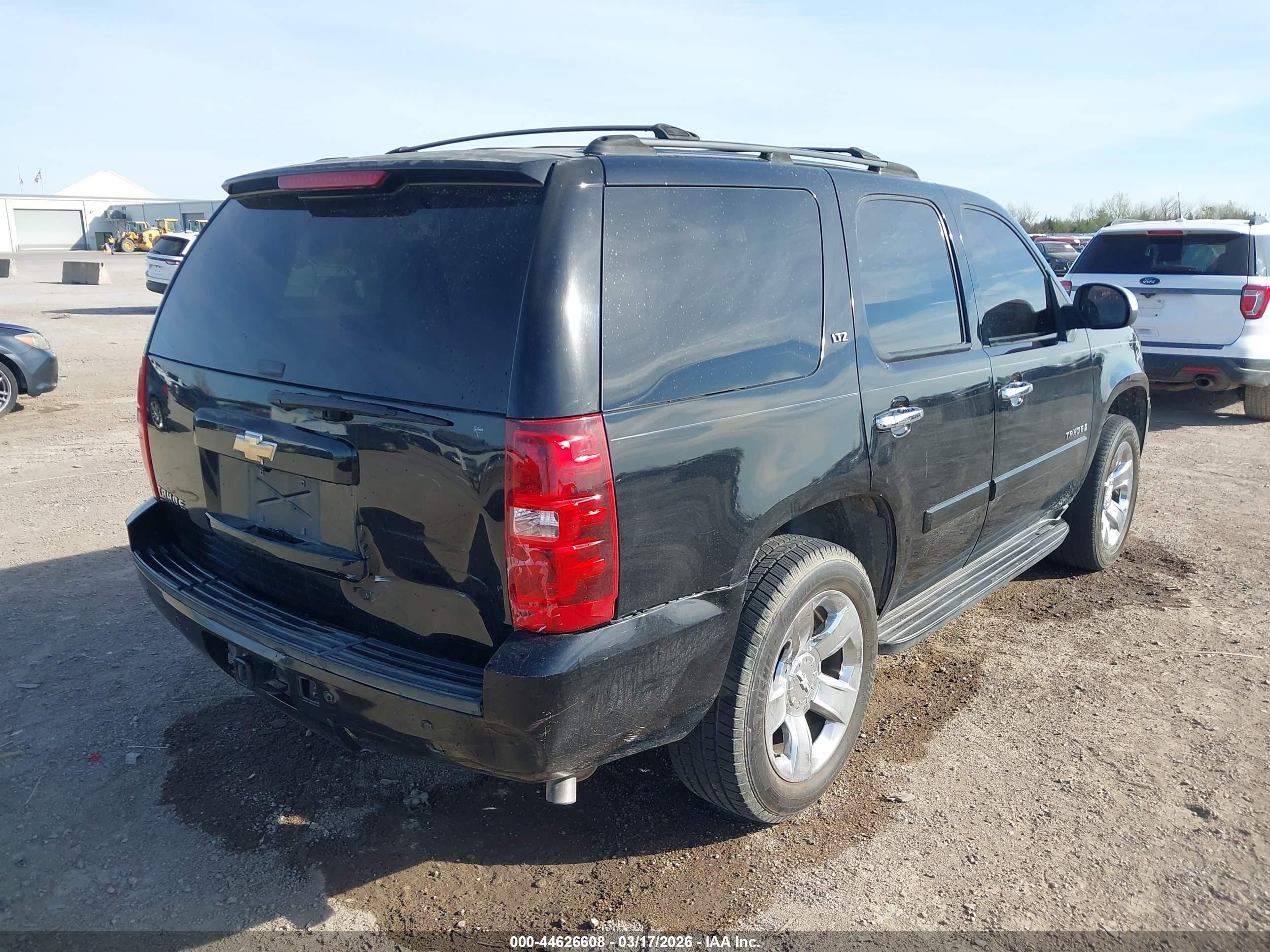 CHEVROLET TAHOE image 4