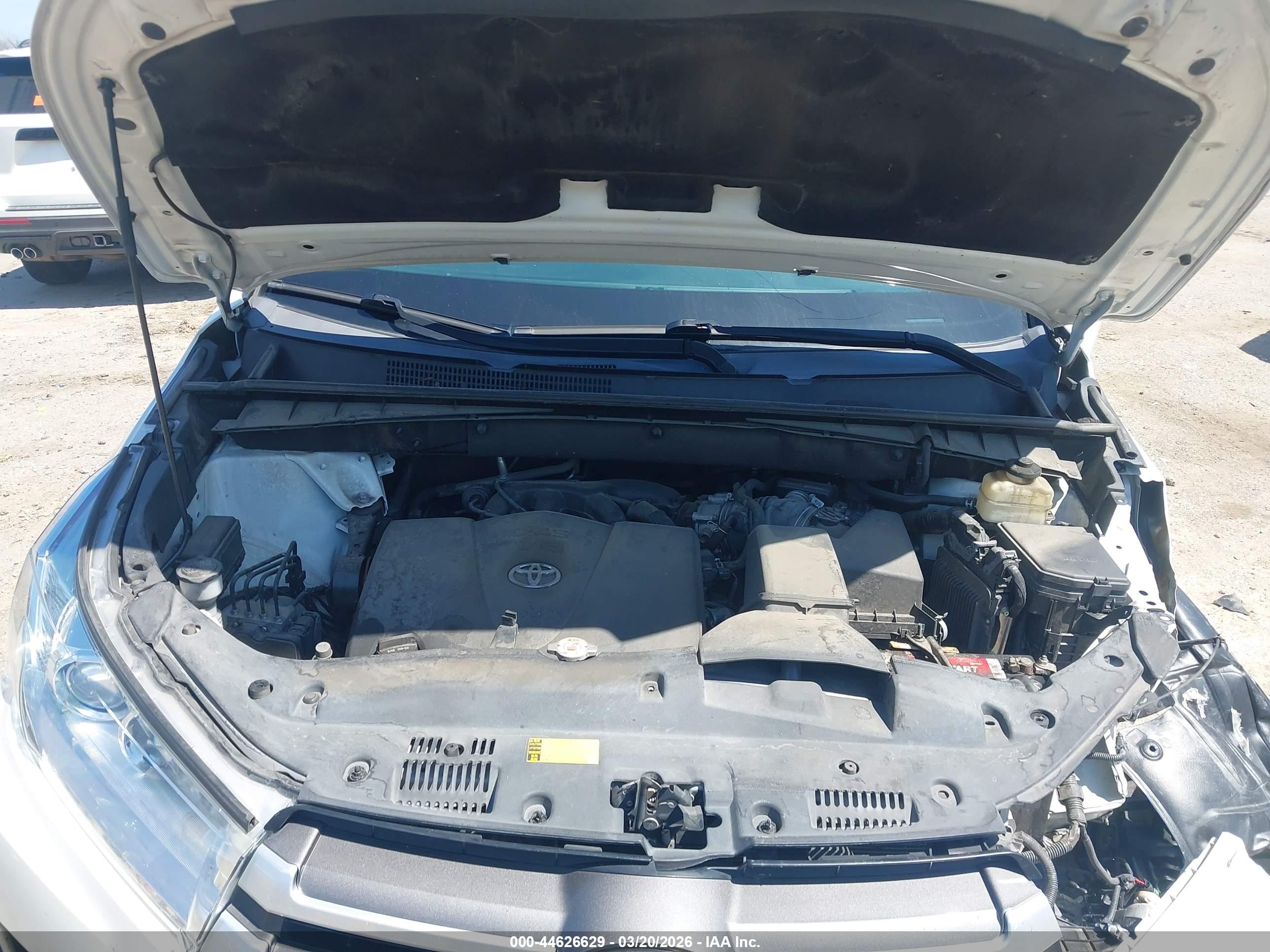 TOYOTA HIGHLANDER image 10