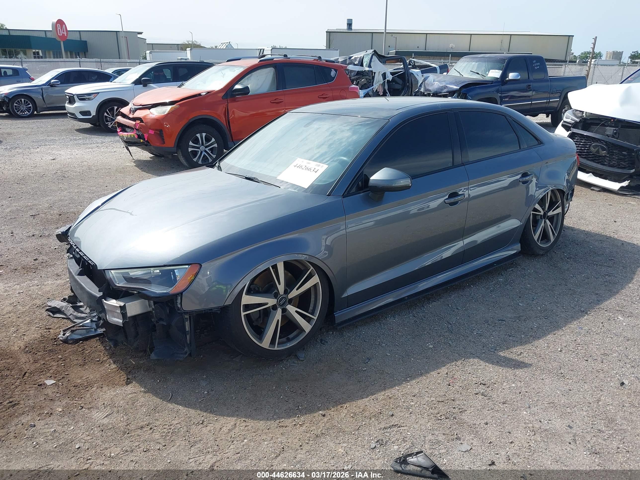 AUDI S3 image 2