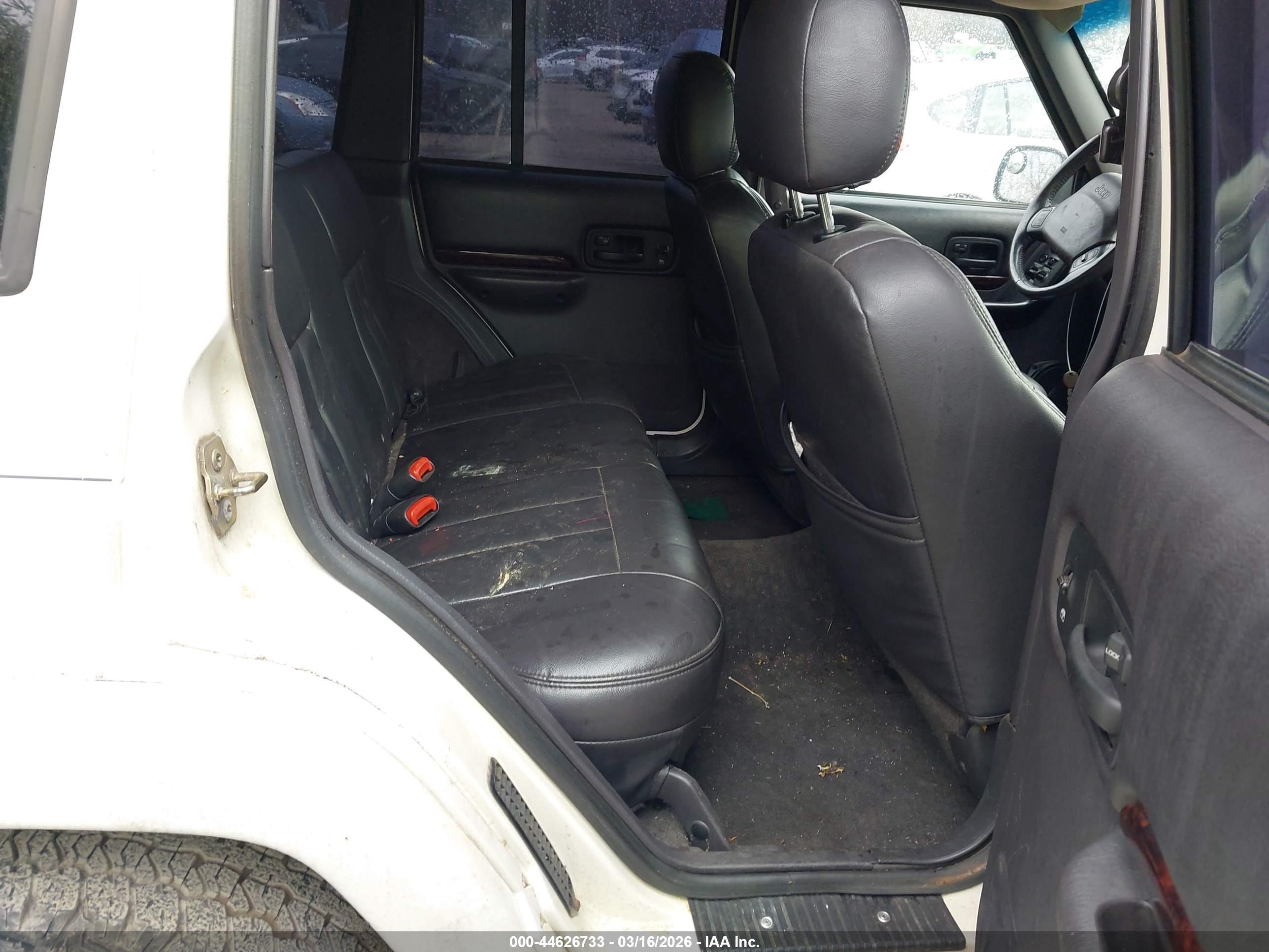JEEP CHEROKEE image 8