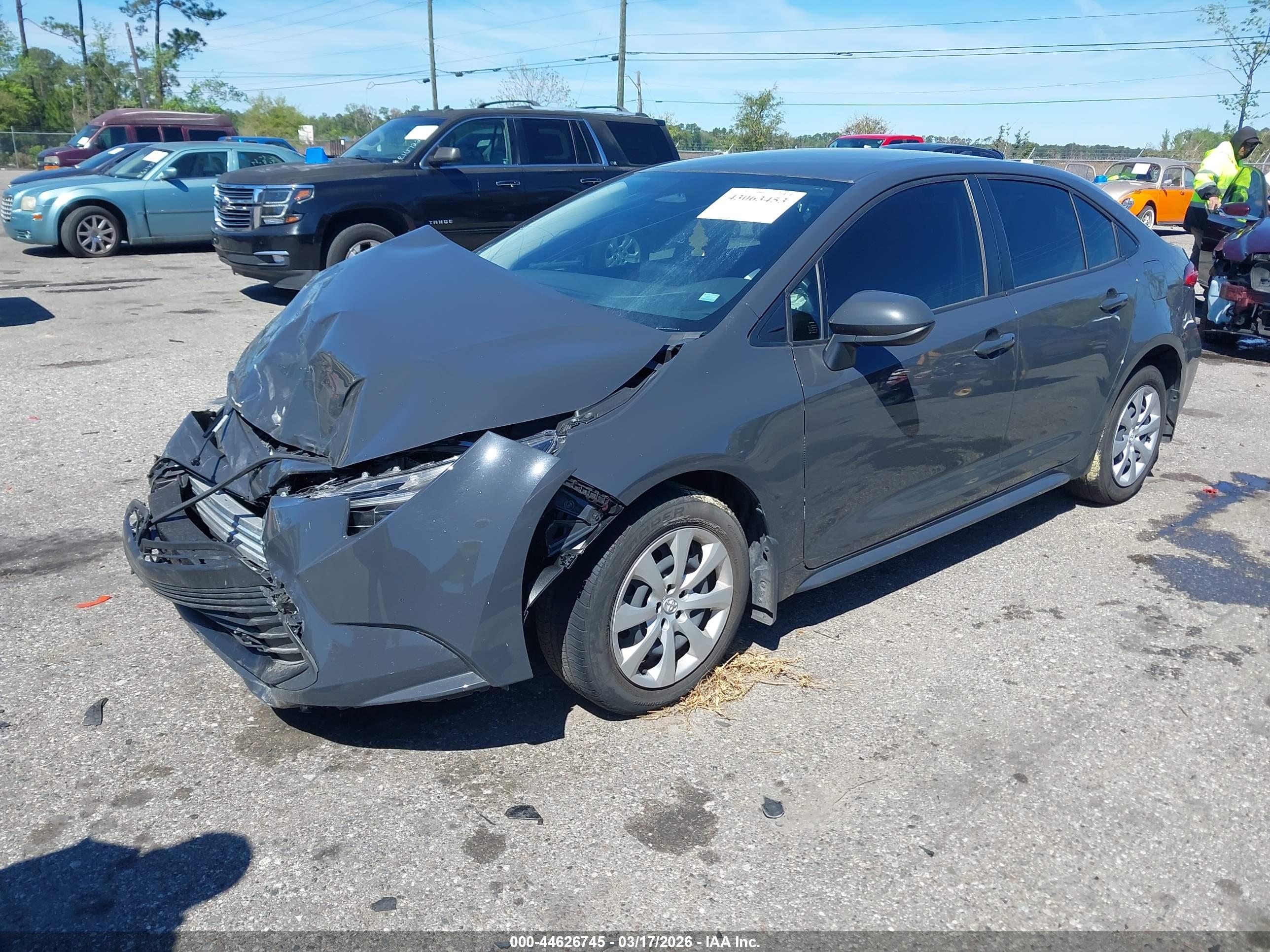 TOYOTA COROLLA image 2