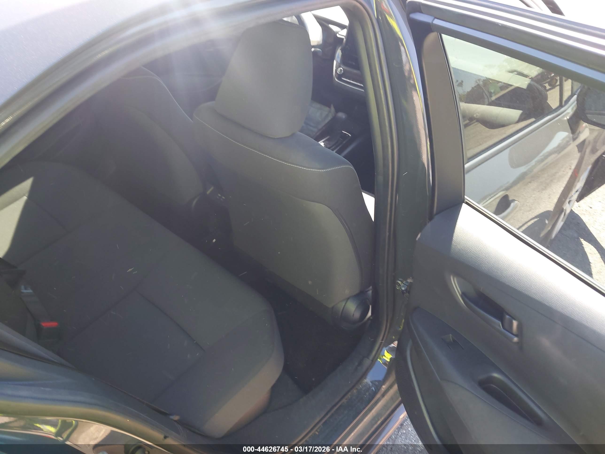 TOYOTA COROLLA image 8