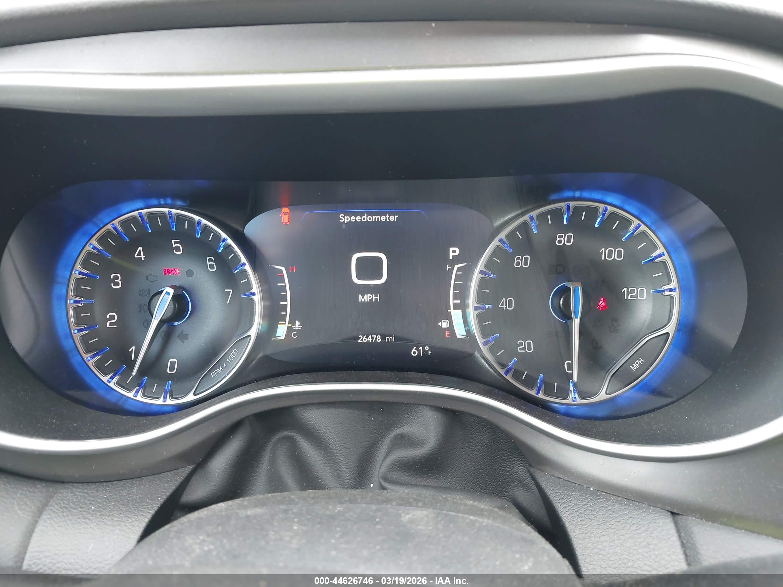 CHRYSLER VOYAGER image 7