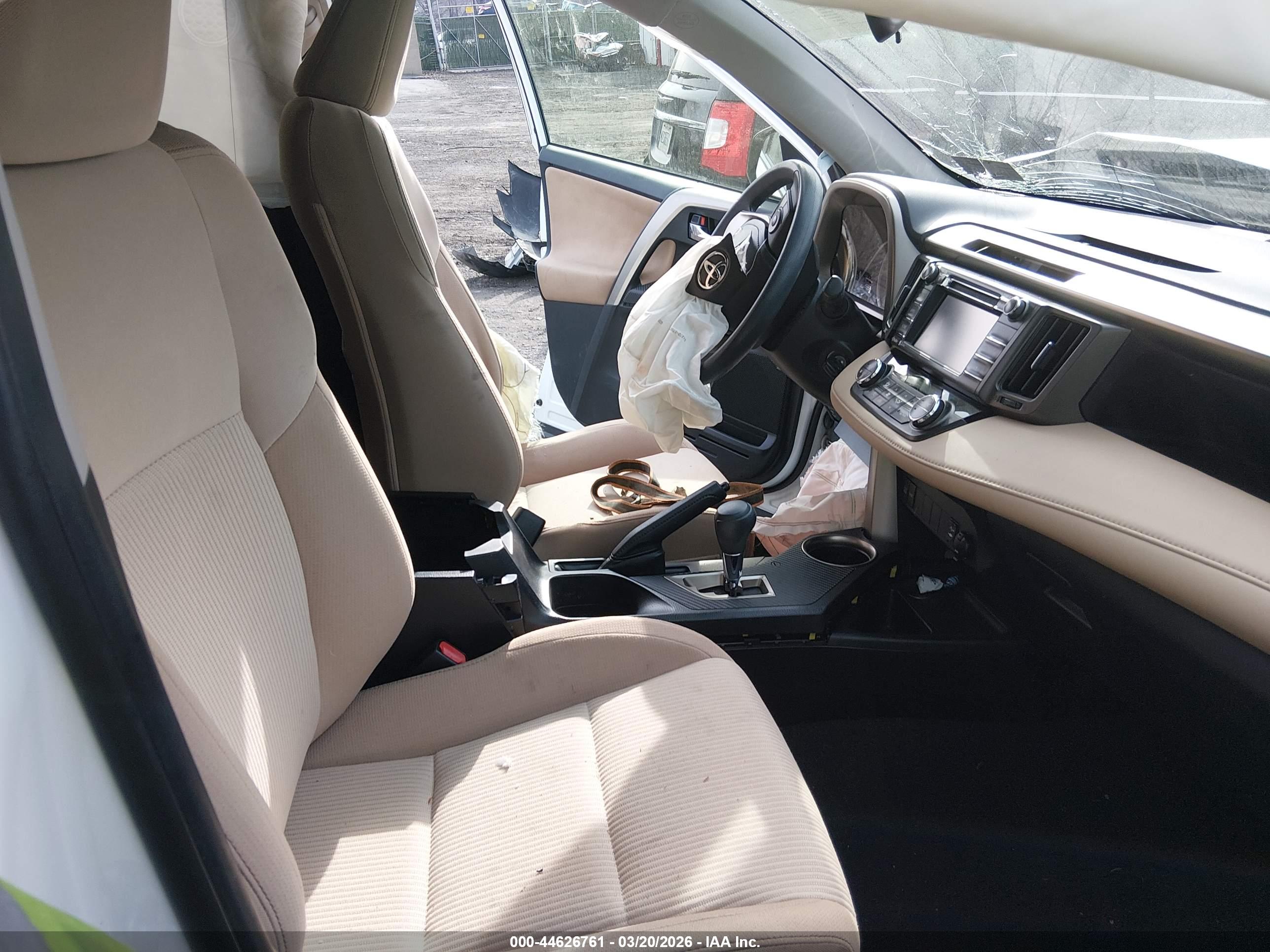 TOYOTA RAV4 image 5
