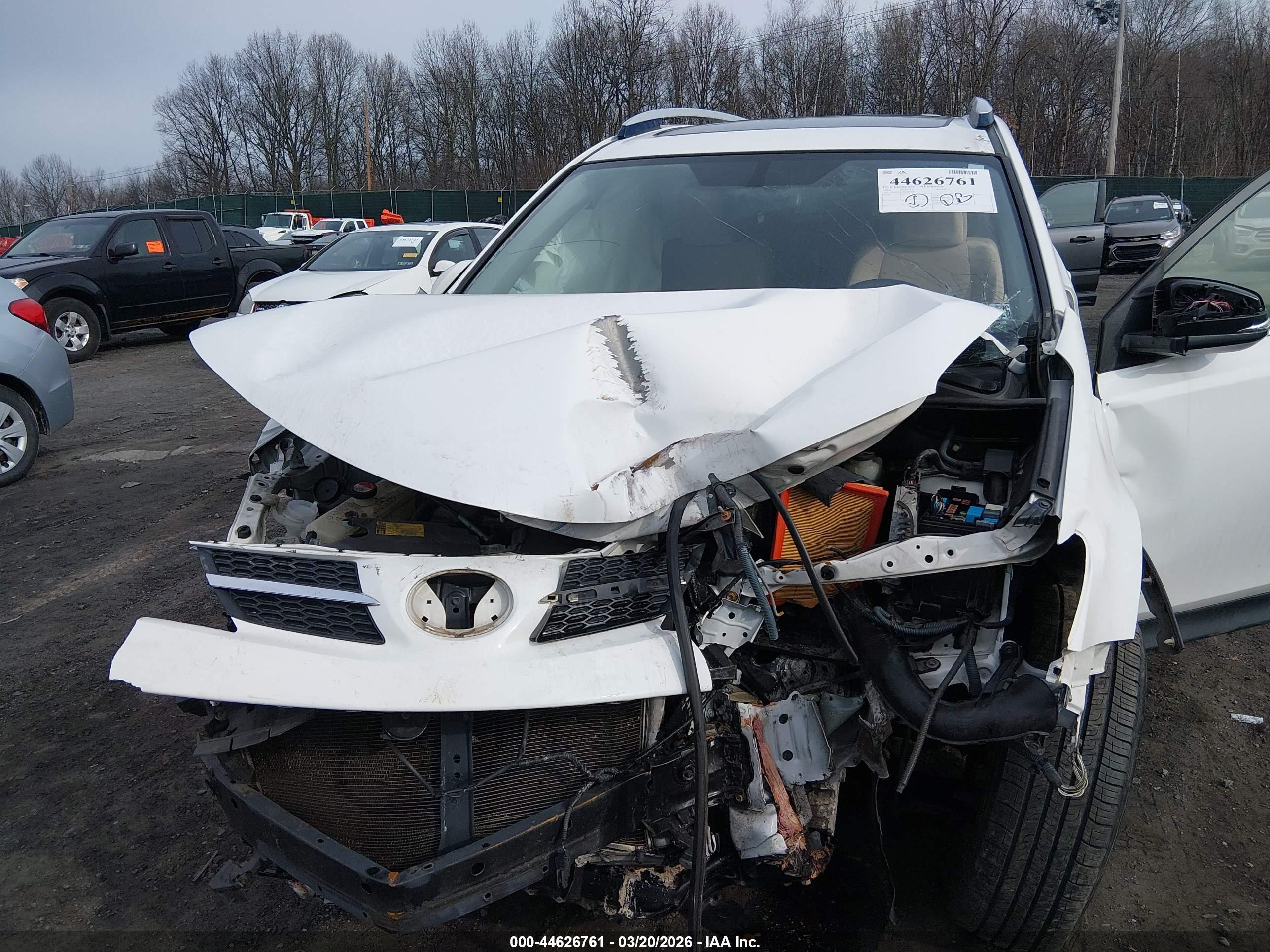 TOYOTA RAV4 image 6