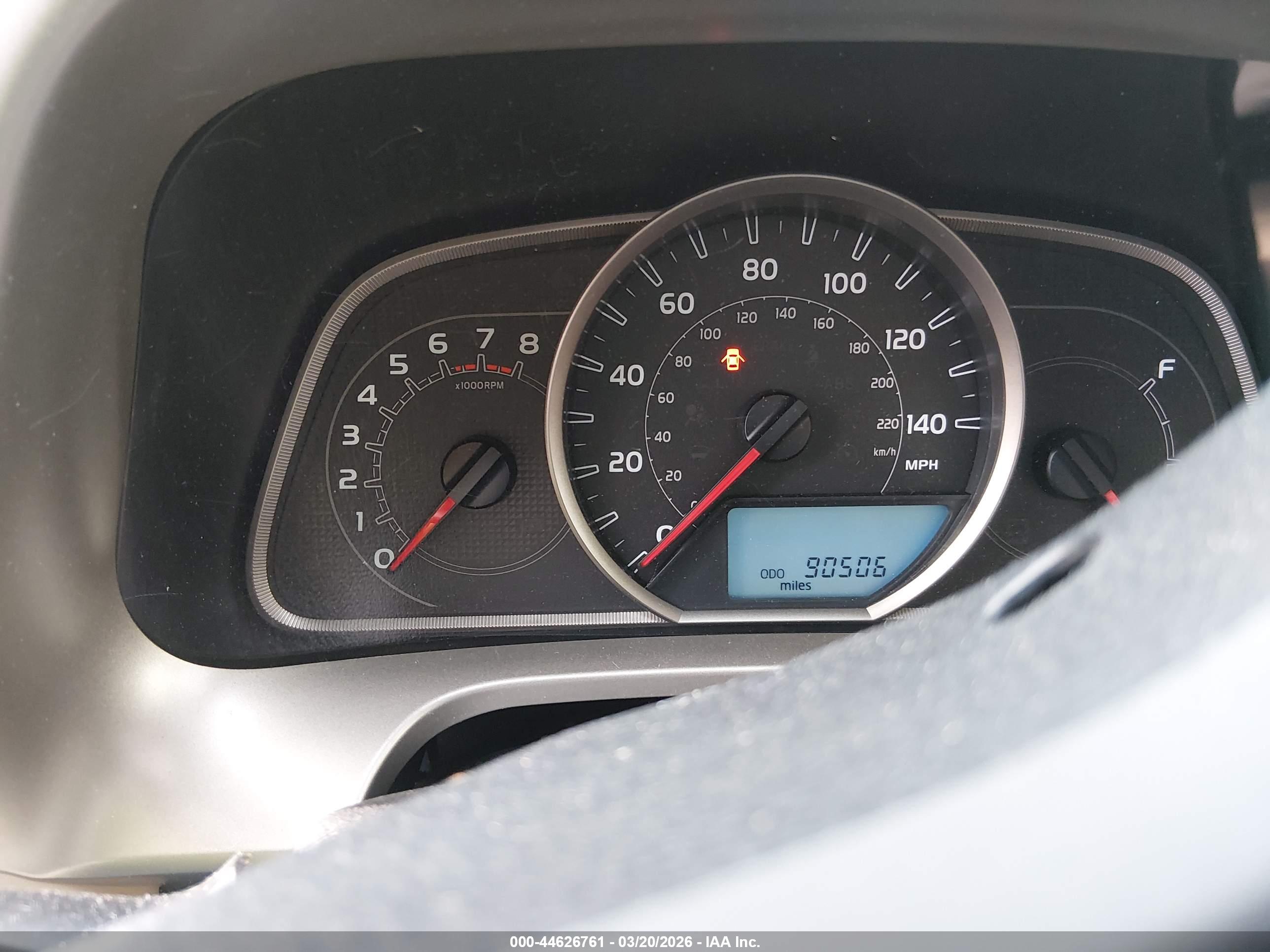 TOYOTA RAV4 image 7