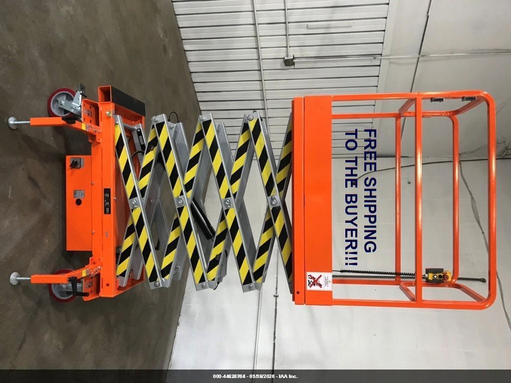 ORANGE SCISSOR image 11