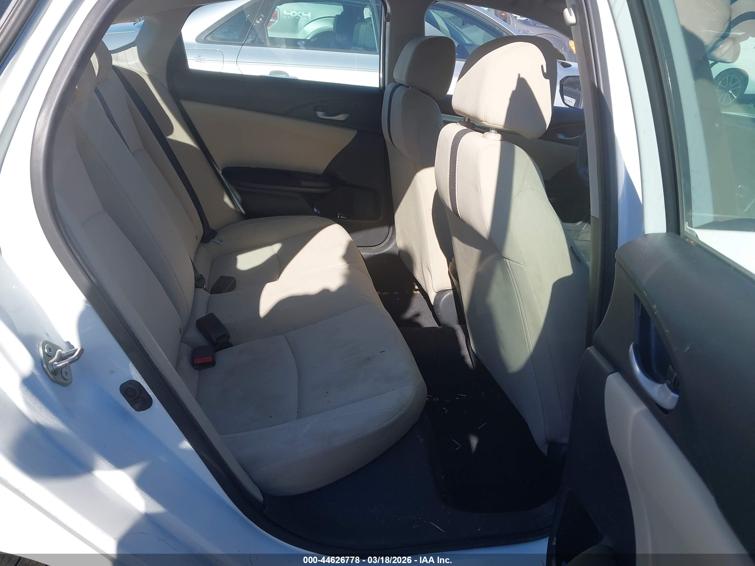 HONDA CIVIC image 8