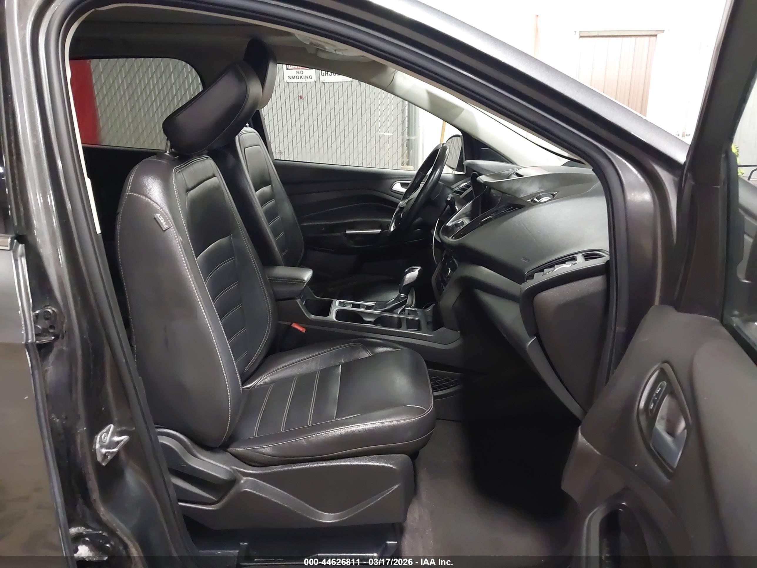 FORD ESCAPE image 5