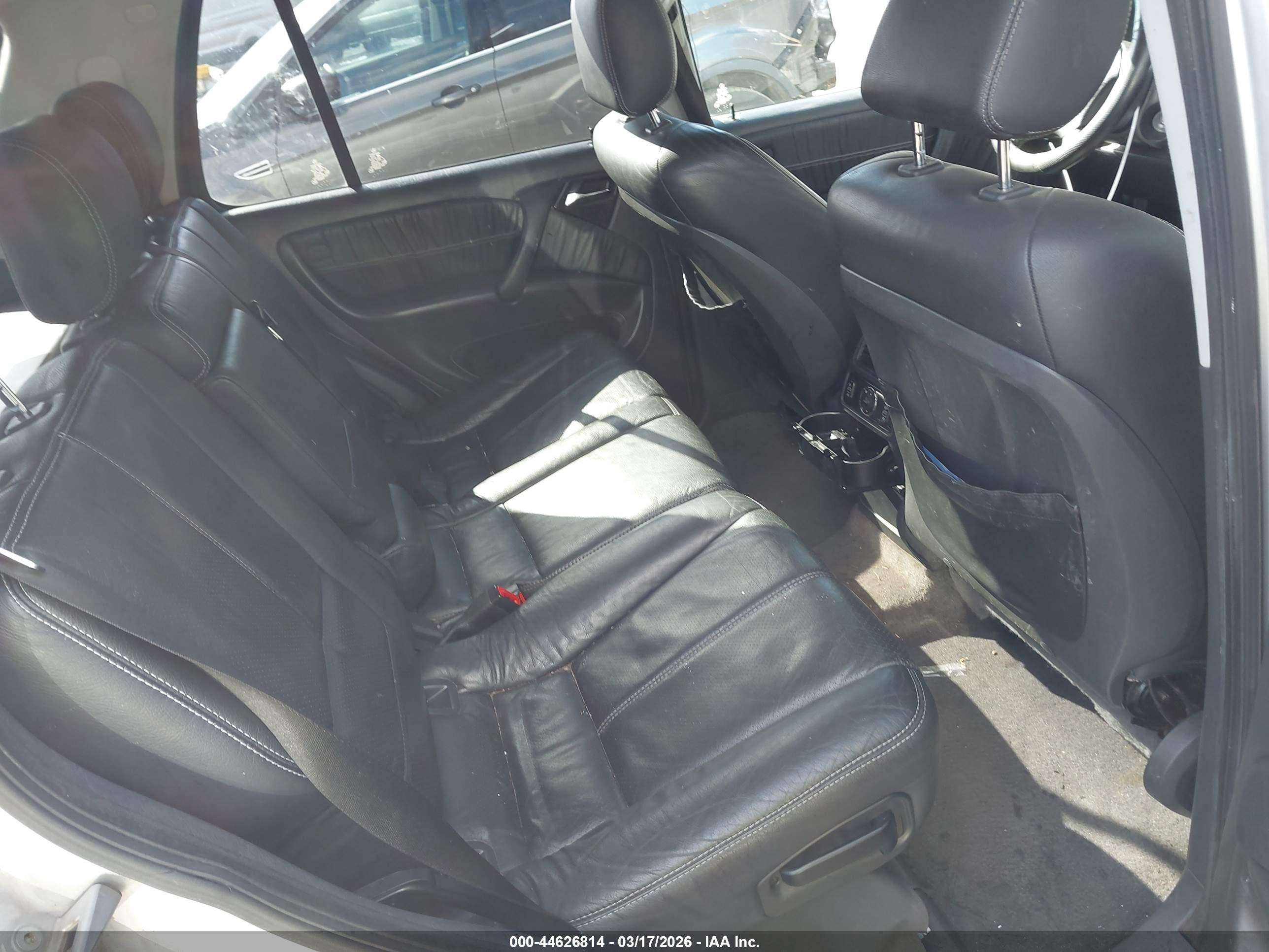 MERCEDES-BENZ ML image 8
