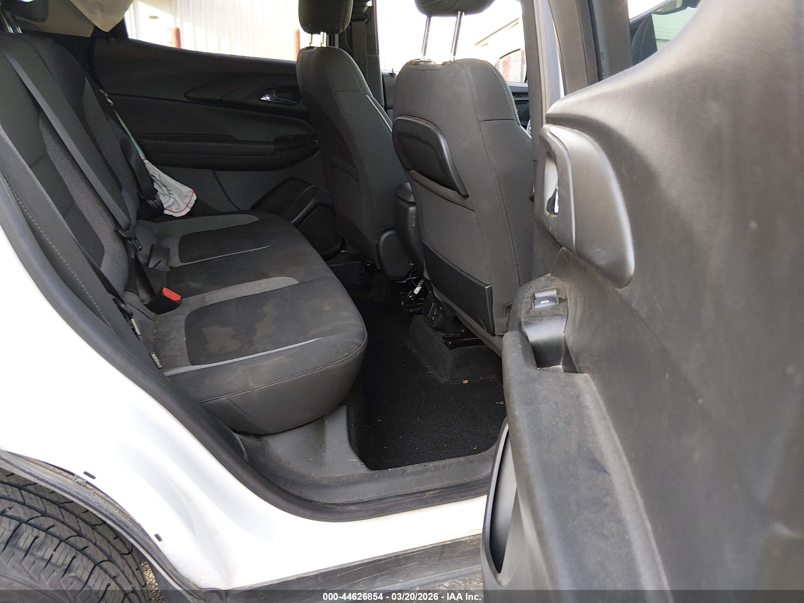 CHEVROLET TRAILBLAZER image 8