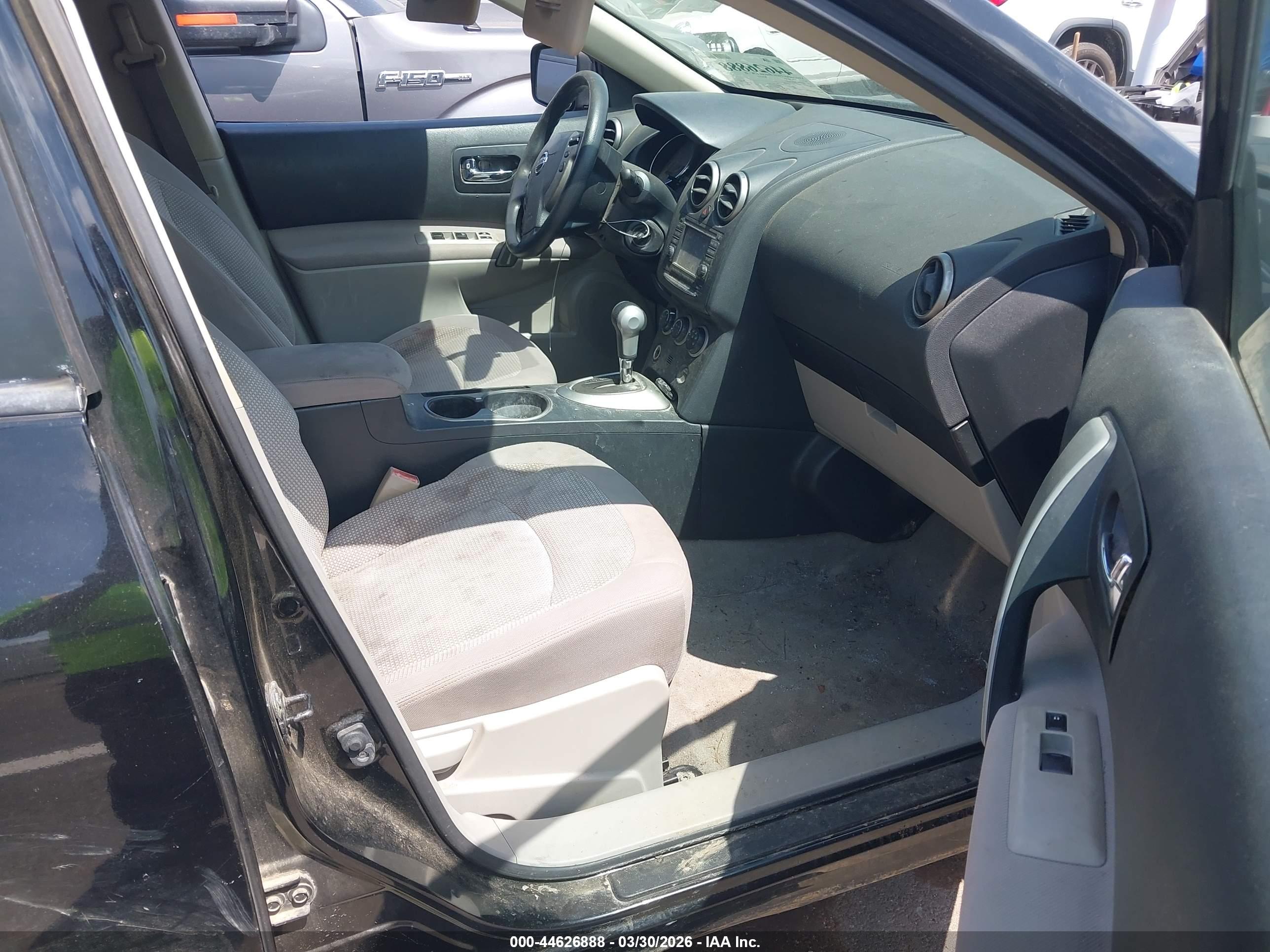 NISSAN ROGUE image 5