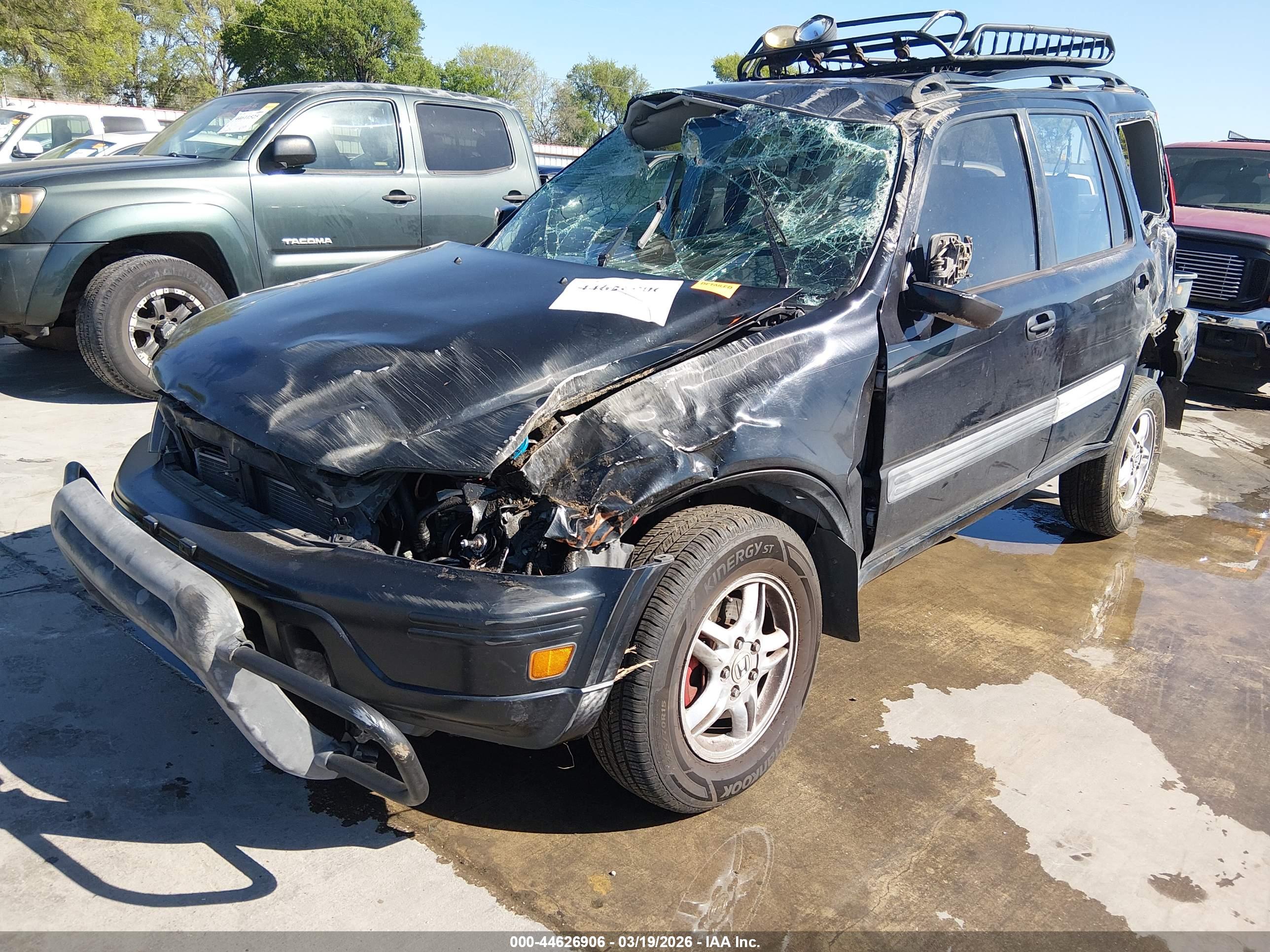 HONDA CR-V image 2