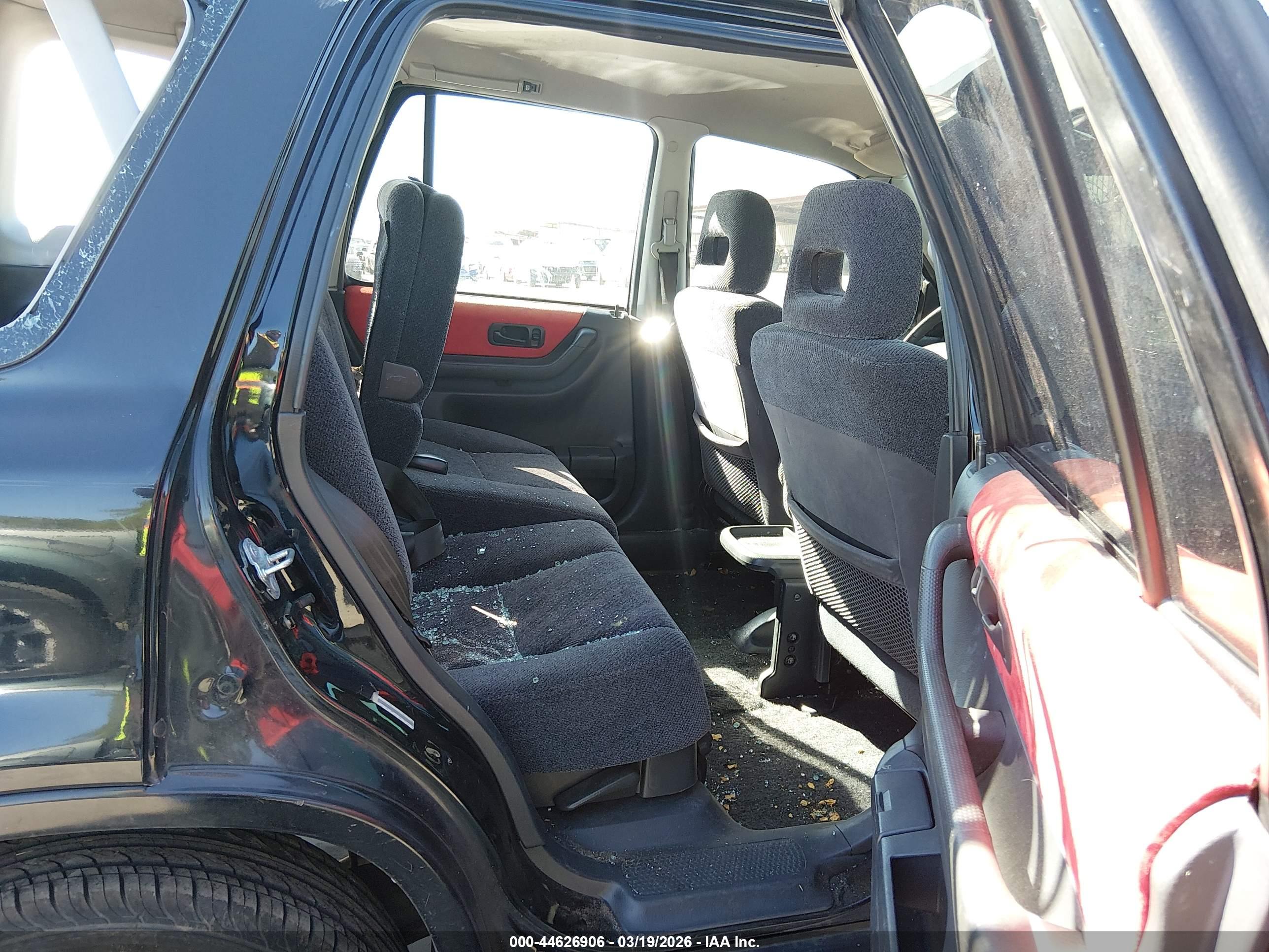HONDA CR-V image 8