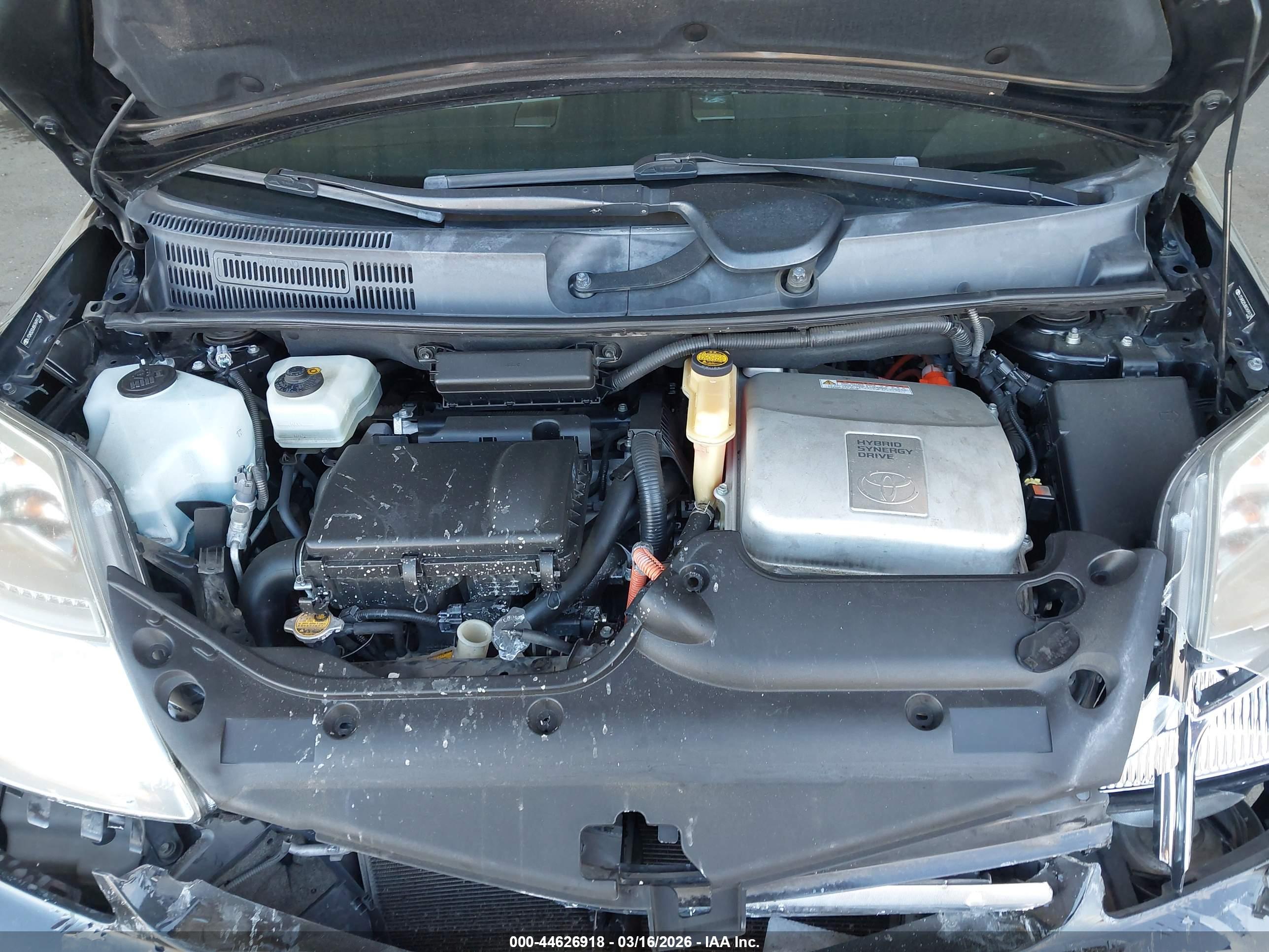 TOYOTA PRIUS image 10