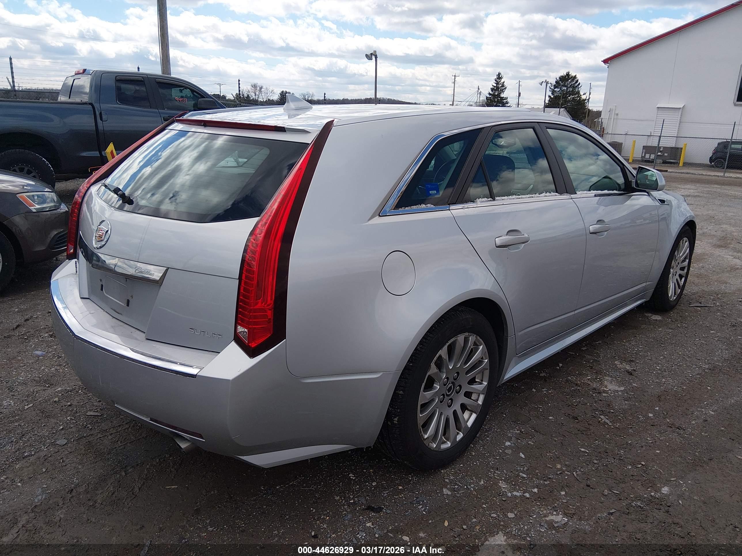 CADILLAC CTS image 4