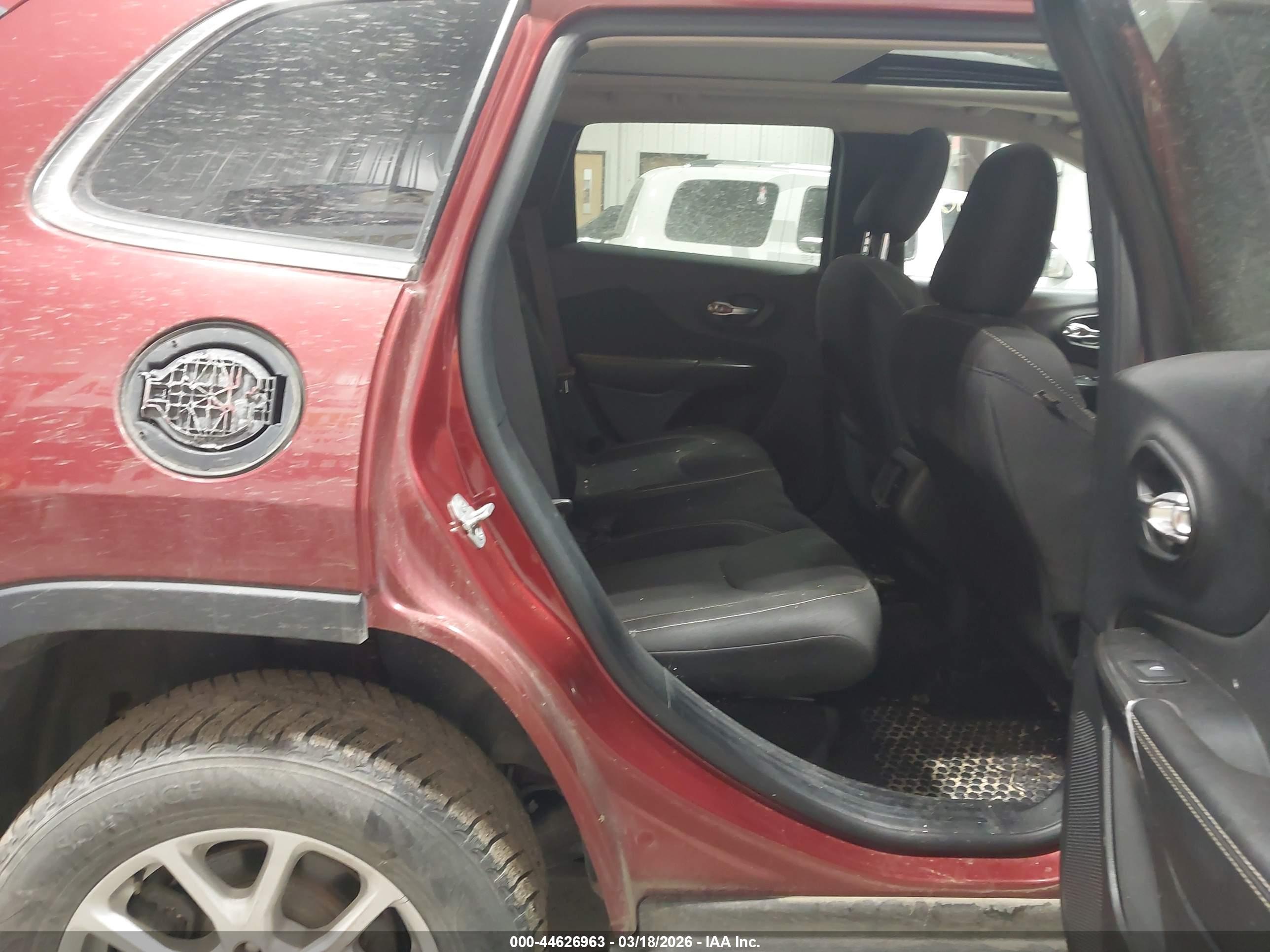 JEEP CHEROKEE image 8