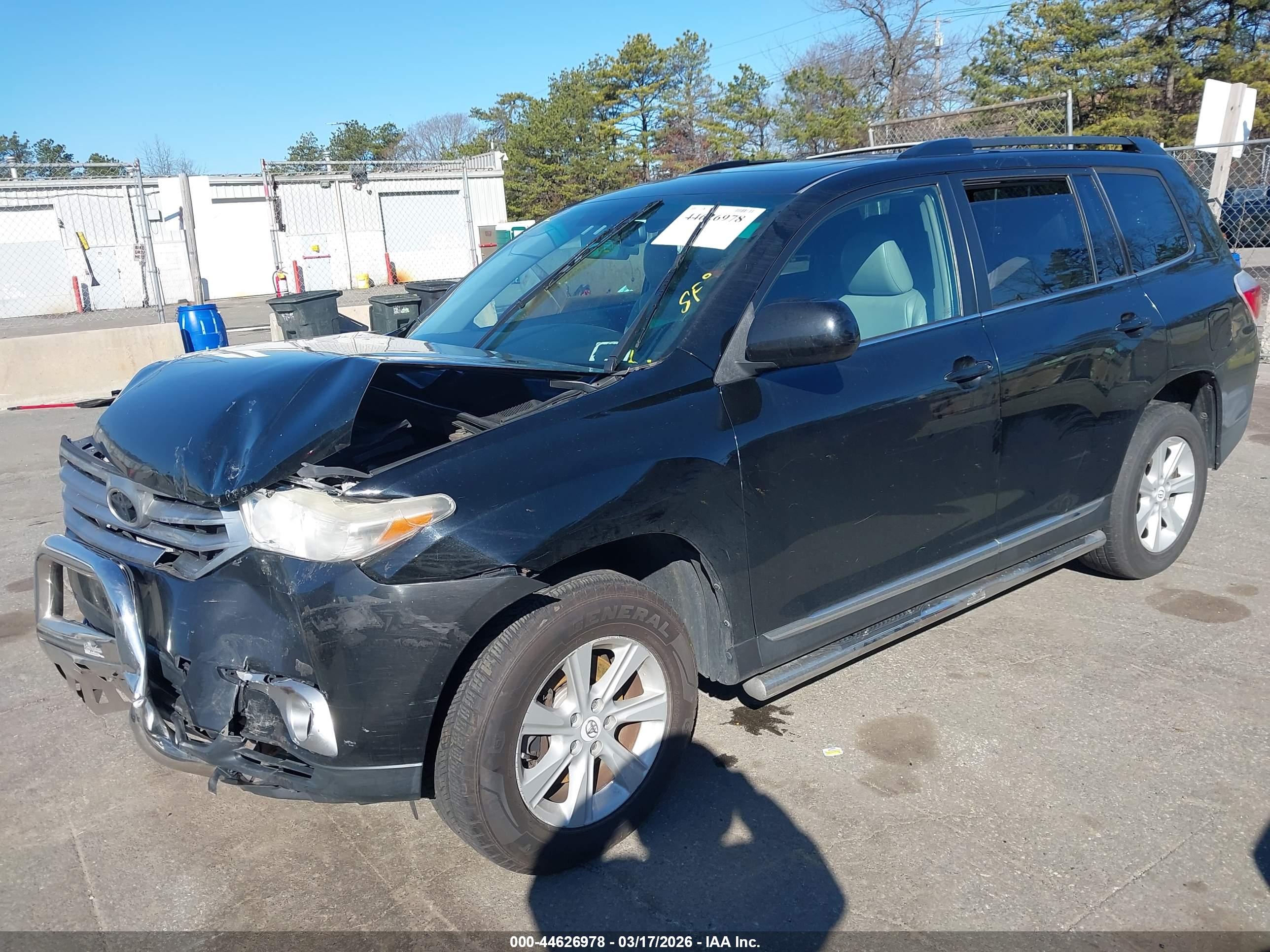 TOYOTA HIGHLANDER image 2