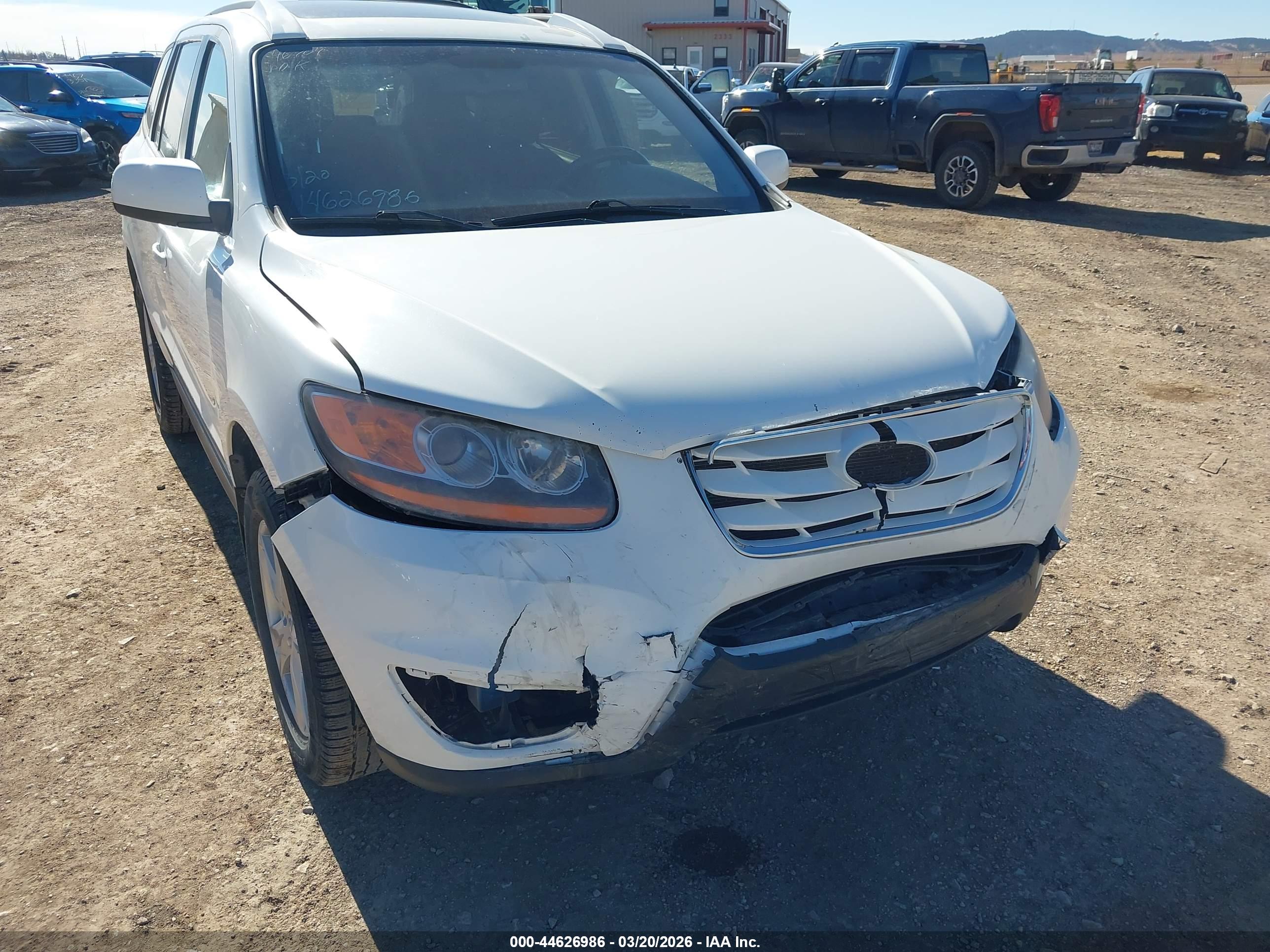 HYUNDAI SANTA image 6