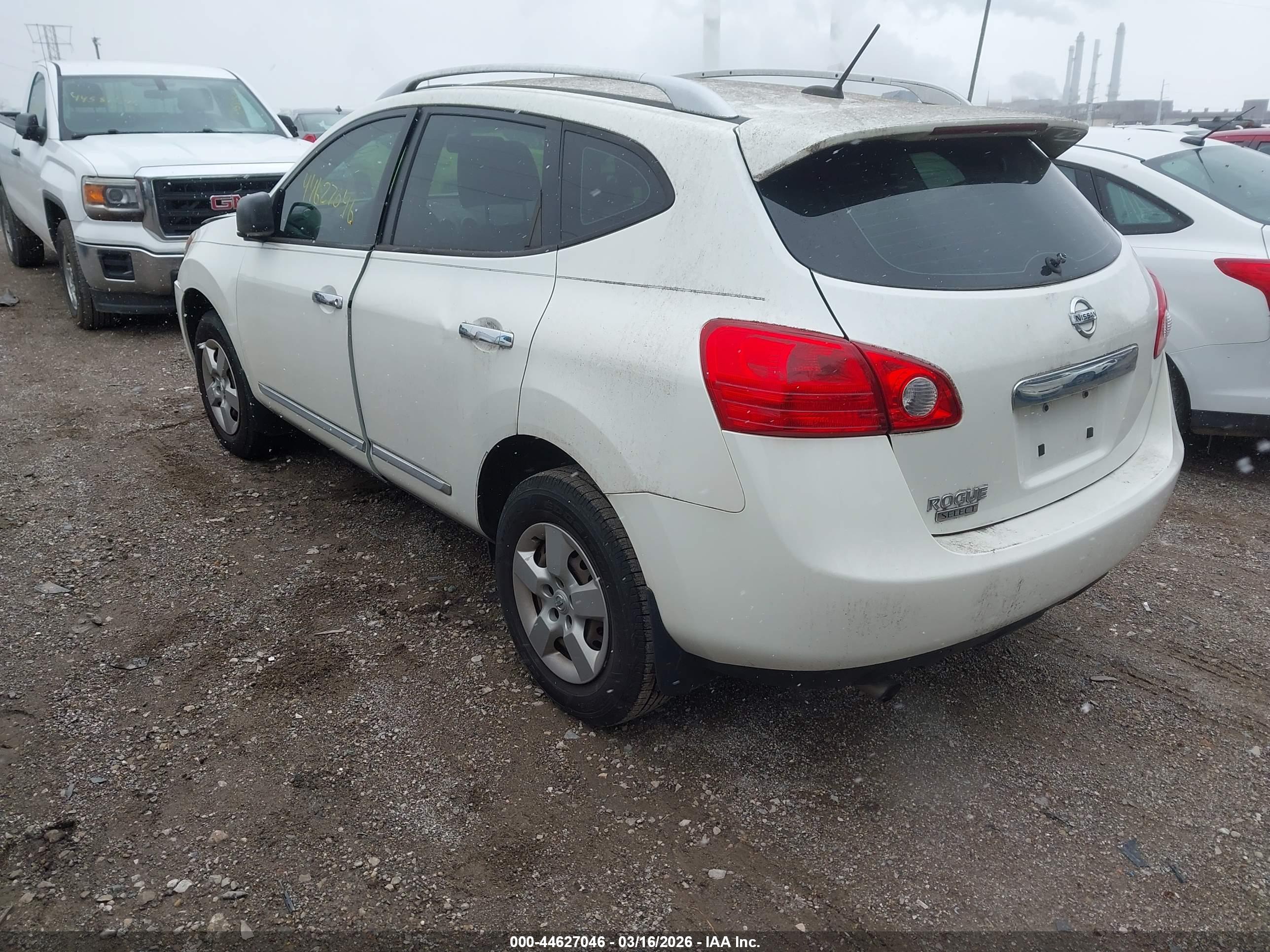 NISSAN ROGUE image 3