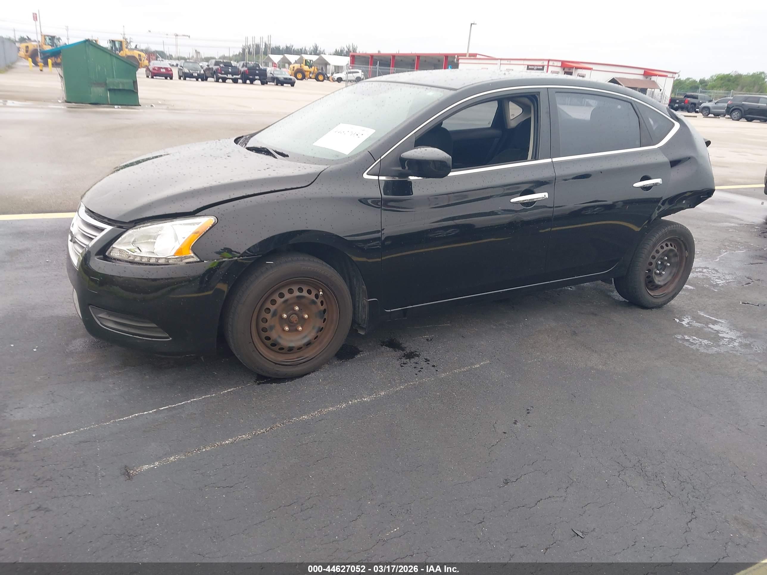 NISSAN SENTRA image 2
