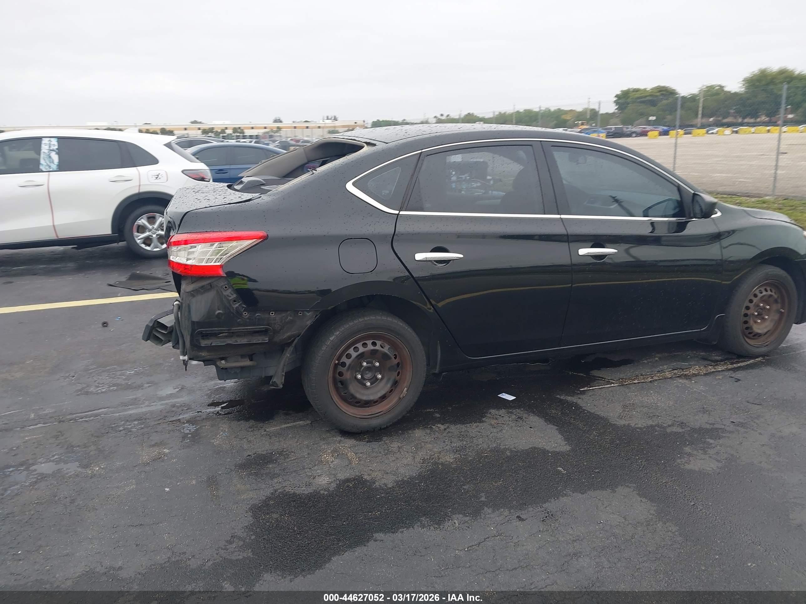 NISSAN SENTRA image 4