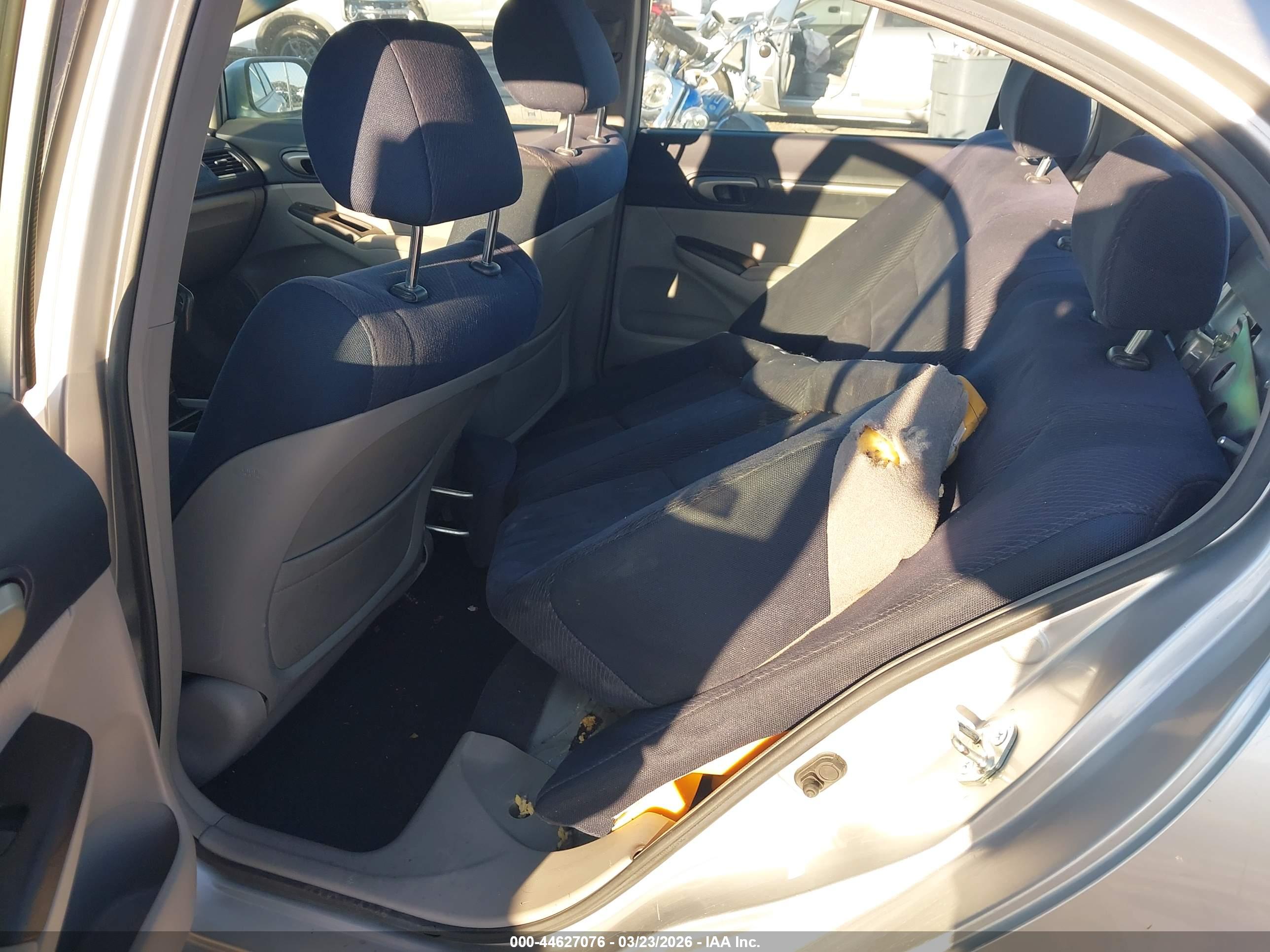 HONDA CIVIC image 8