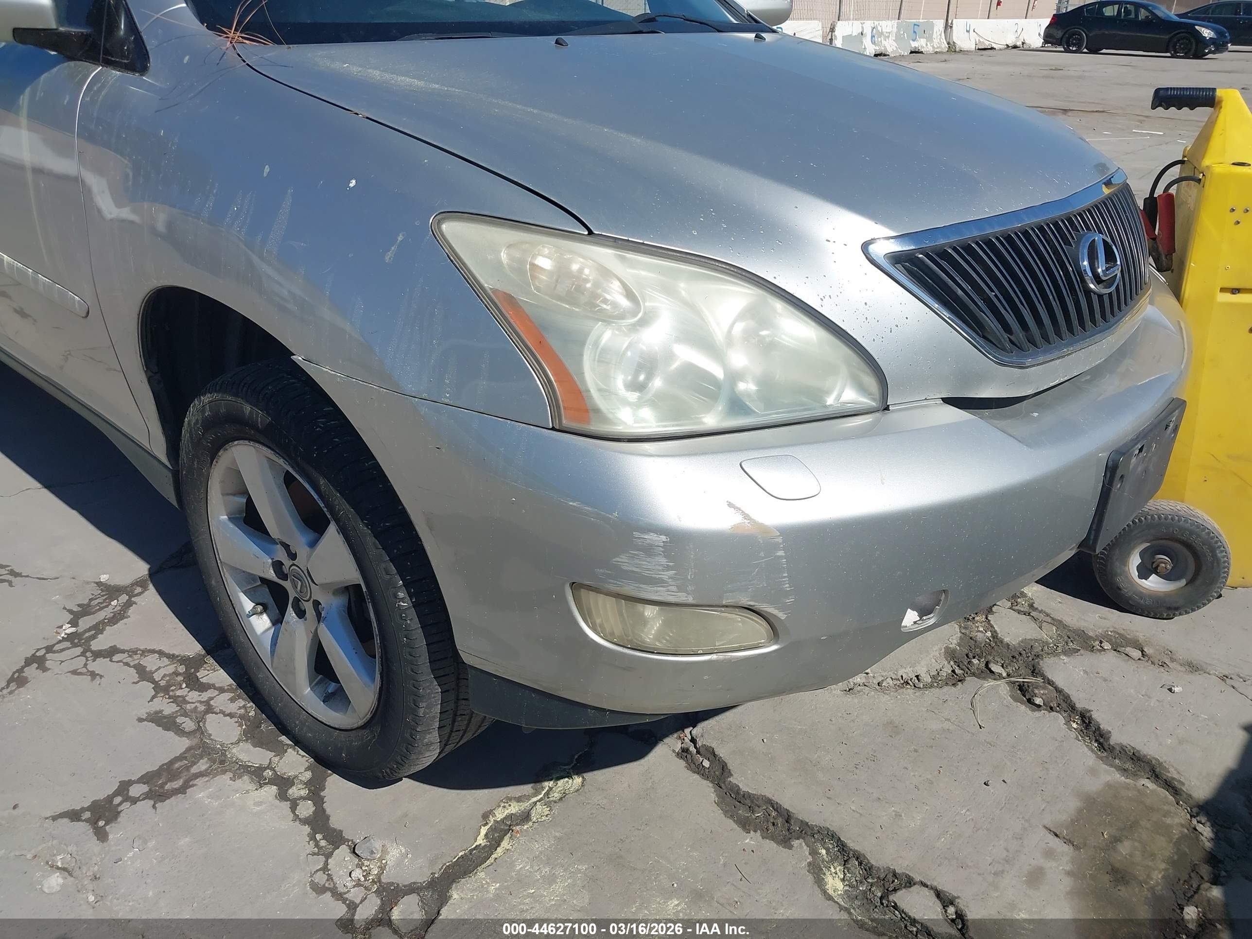 LEXUS RX image 6