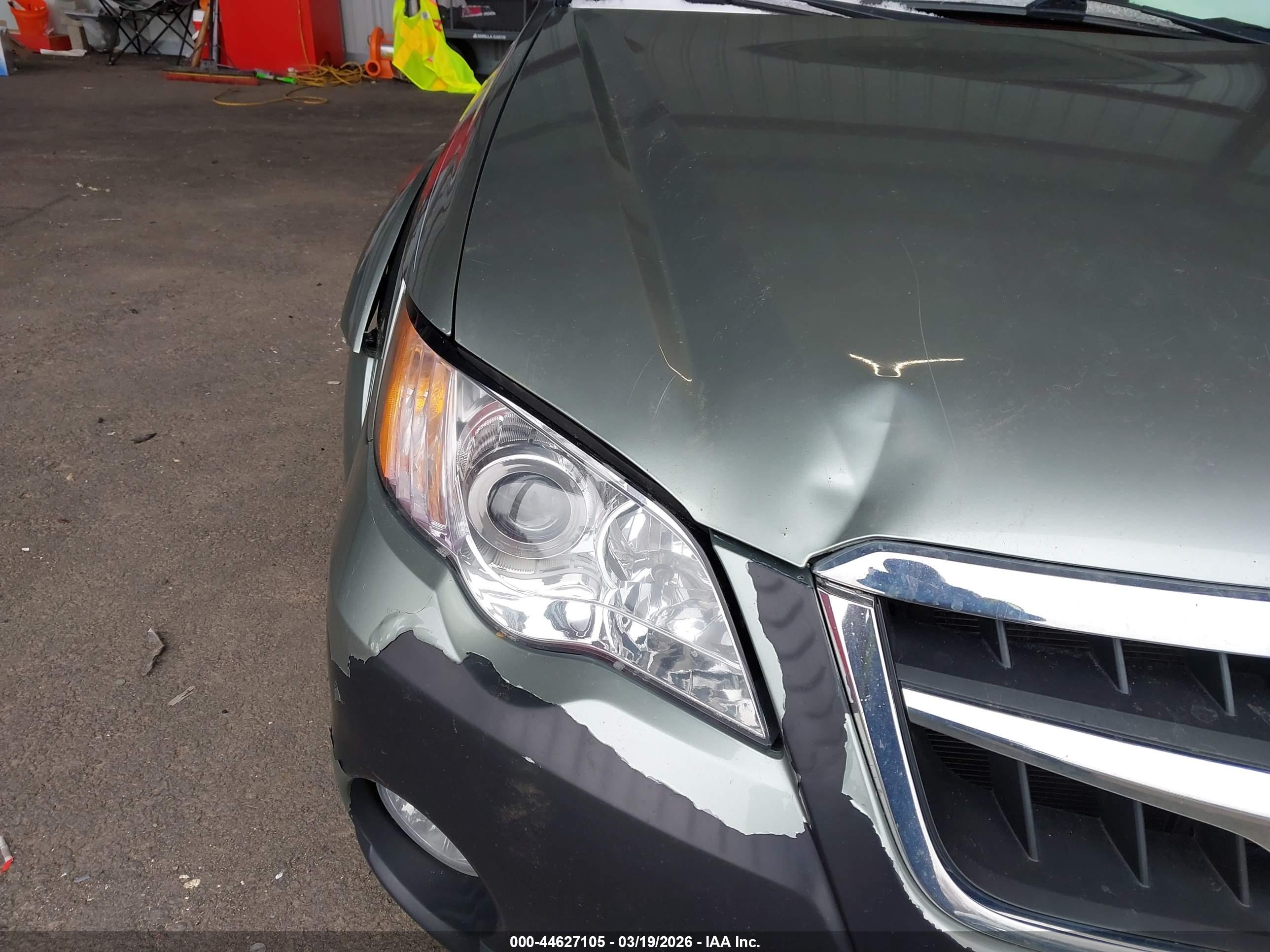 SUBARU OUTBACK image 6