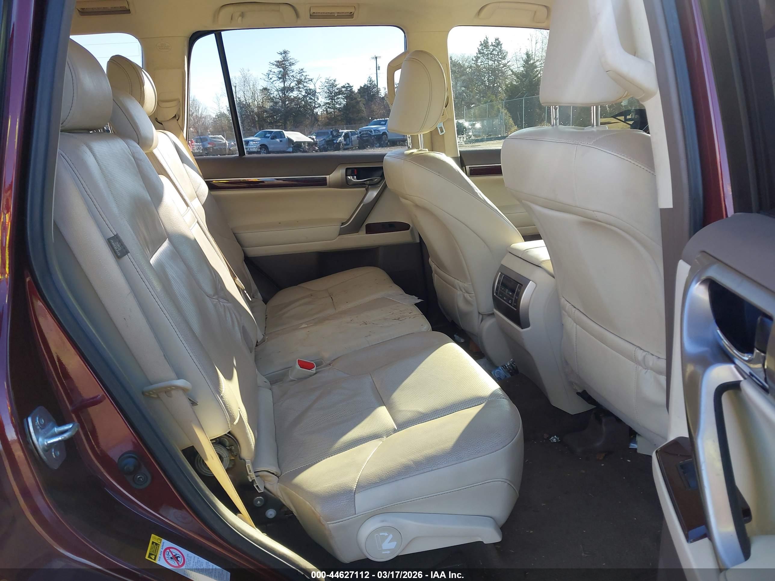 LEXUS GX image 8