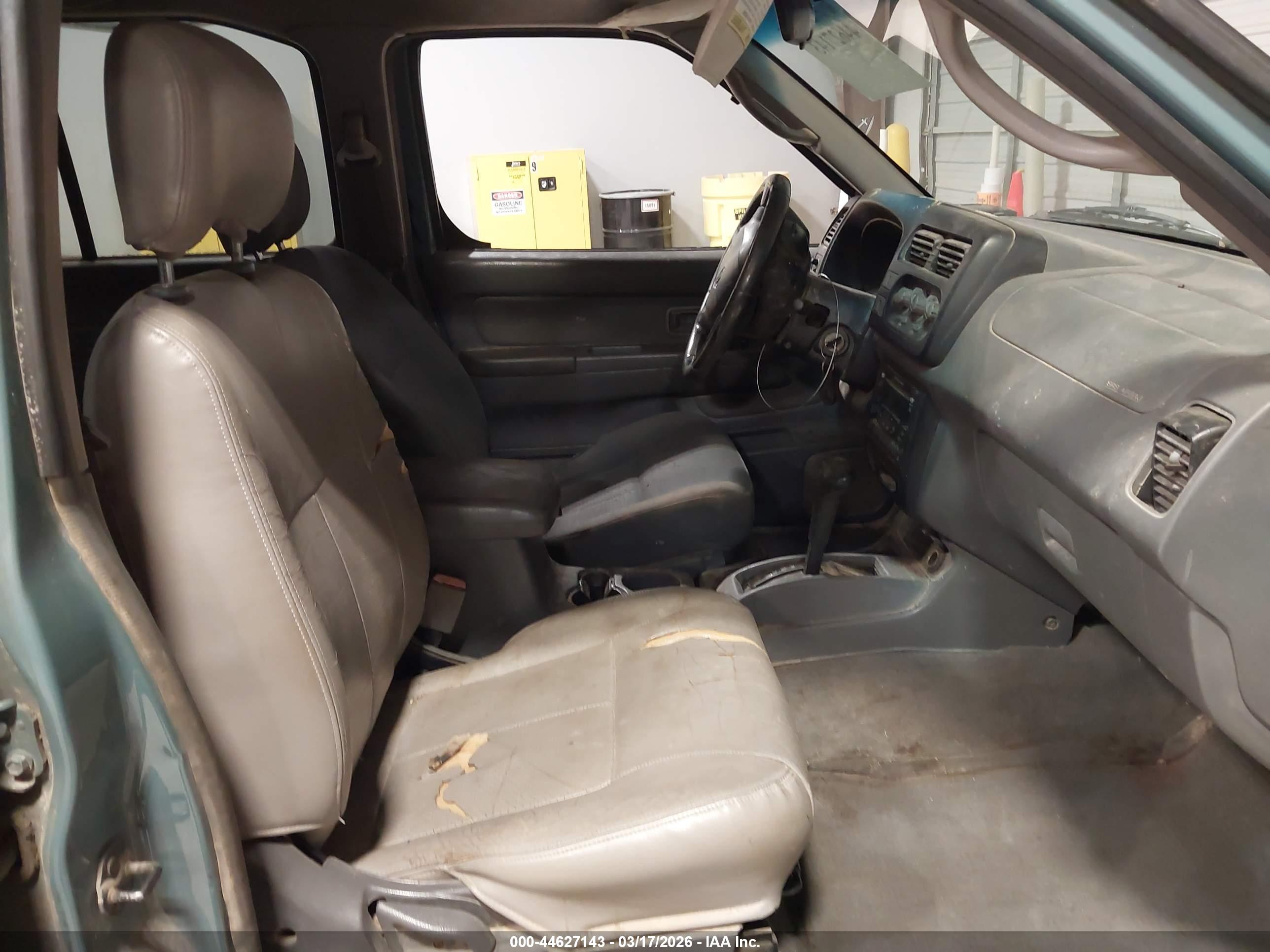 NISSAN XTERRA image 5
